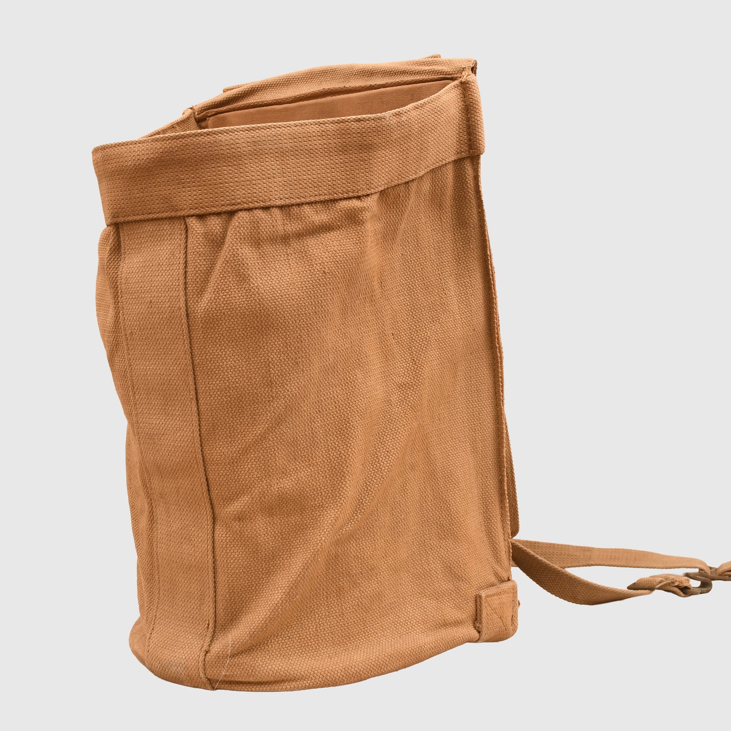 BRITISH WWII SOUP CONTAINER WITH RARE WEBBING CARRIER