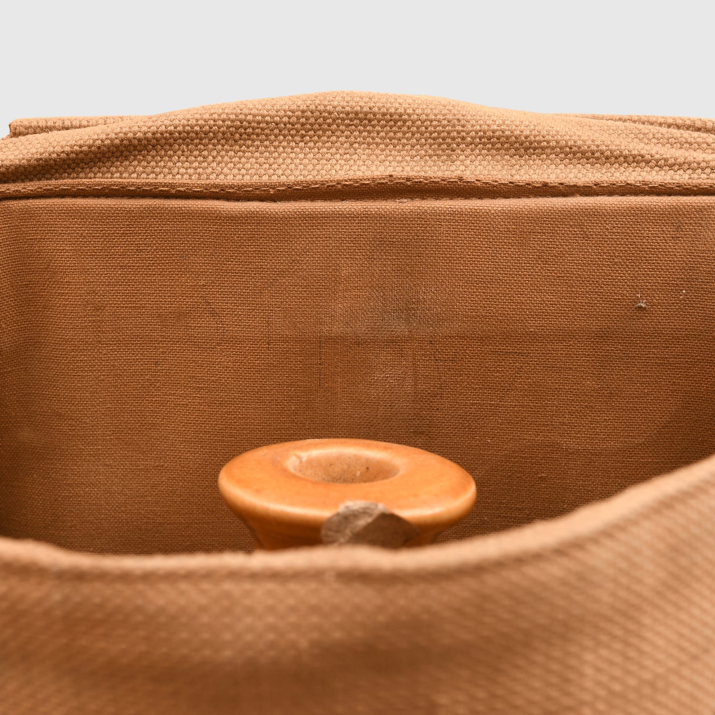BRITISH WWII SOUP CONTAINER WITH RARE WEBBING CARRIER