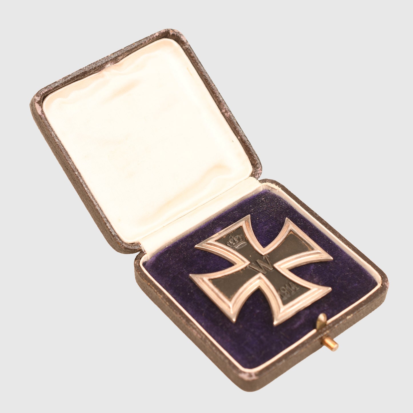 GERMAN WWI IRON CROSS 1ST CLASS 1914 IN ITS PRESENTATION CASE