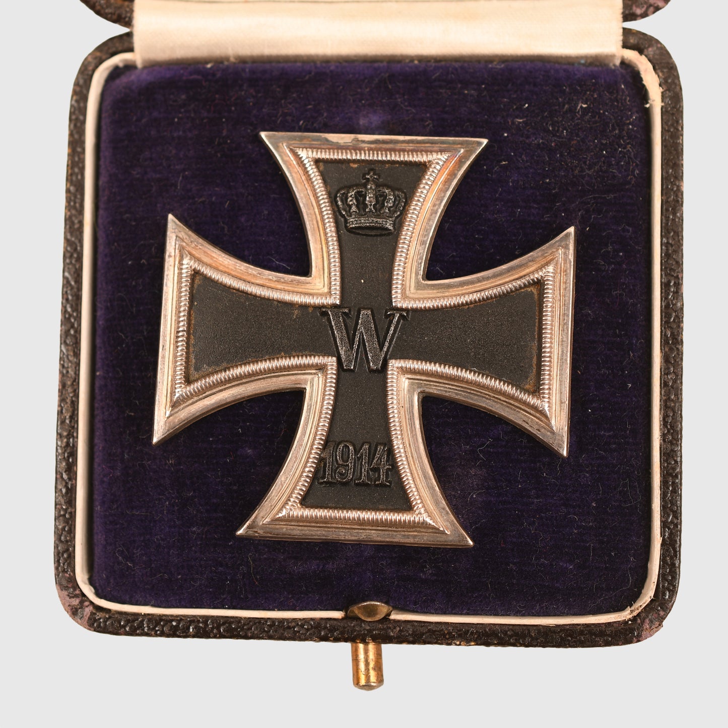 GERMAN WWI IRON CROSS 1ST CLASS 1914 IN ITS PRESENTATION CASE