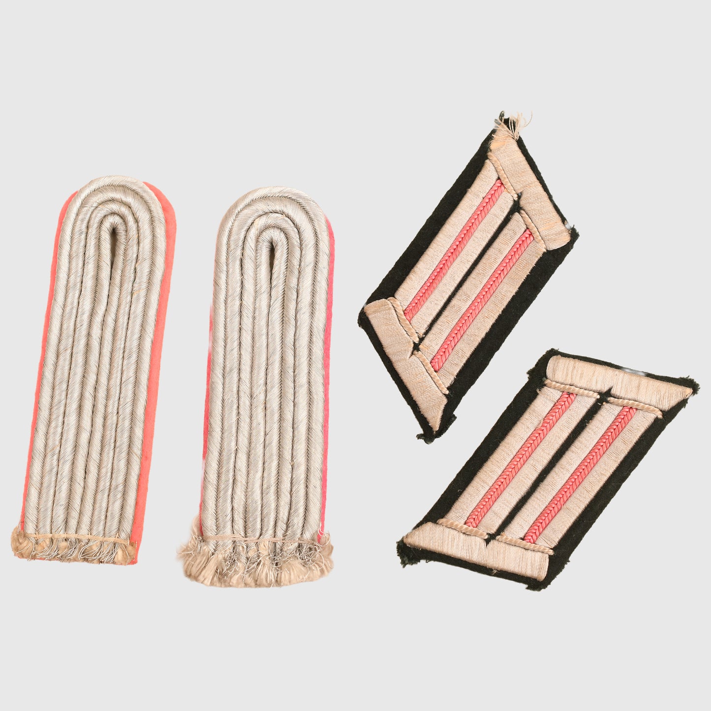 GERMAN WWII ARMY PANZER OFFICERS INSIGNIA