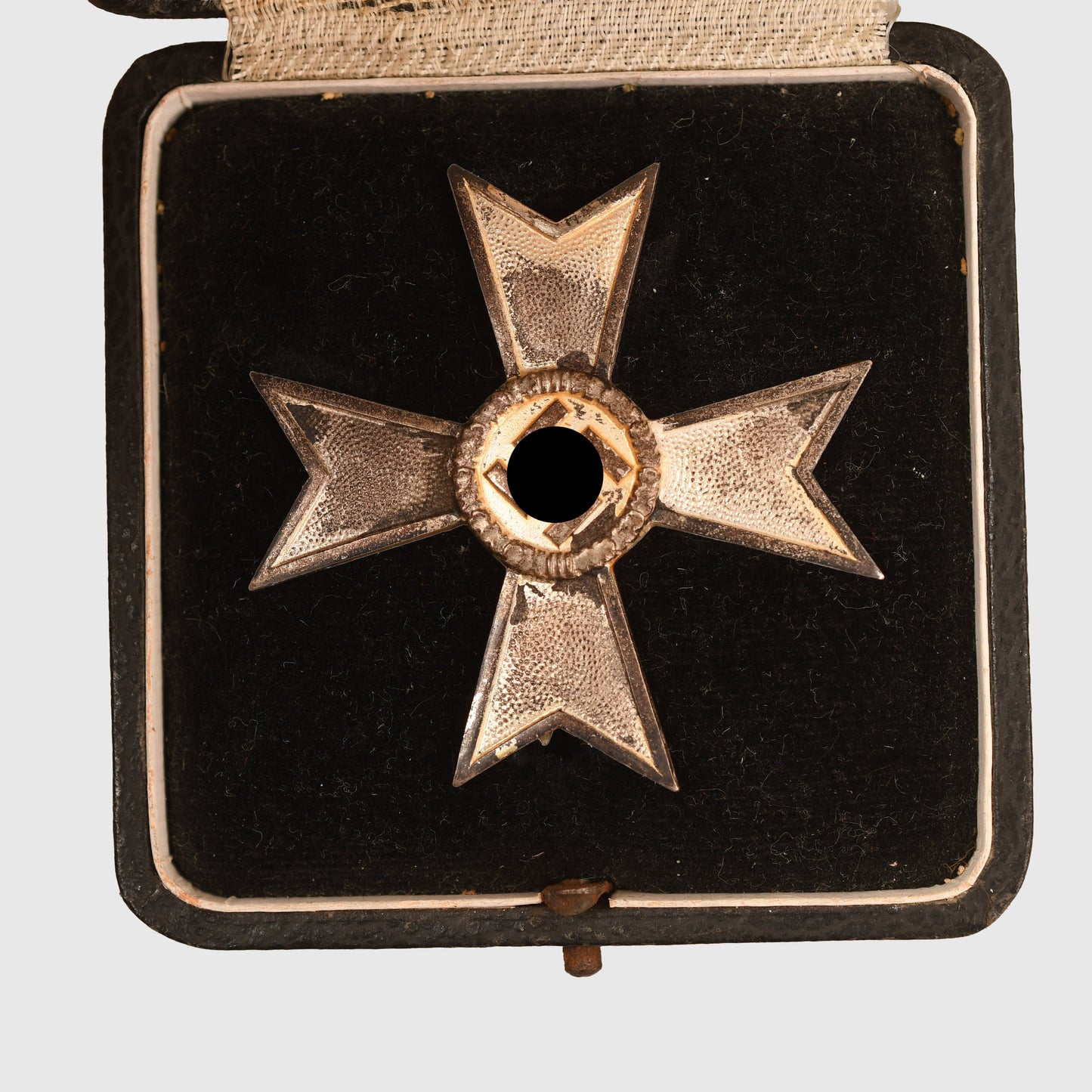 GERMAN WWII WAR SERVICE CROSS 1ST CLASS WITHOUT SWORDS CASED