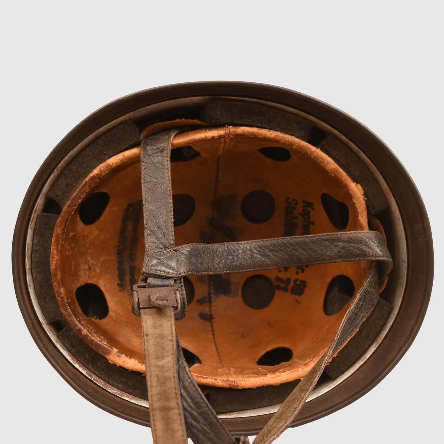GERMAN WWII LUFTWAFFE CAMOUFLAGE PARATROOPER HELMET