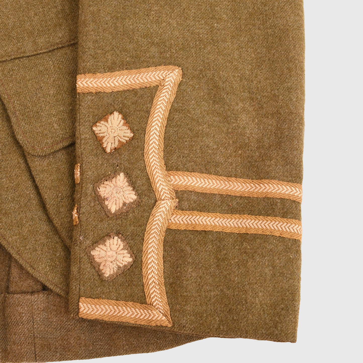 BRITISH WWII TUNICS OF MAJOR ROBERT WALTER PURVIS 3rd BAT GORDON HIGHLANDERS