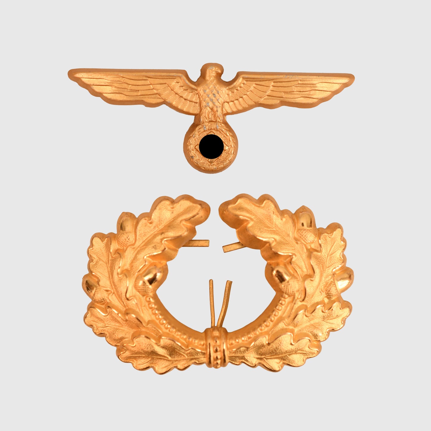 GERMAN WWII ARMY GENERAL’S EAGLE AND COCKADE SET