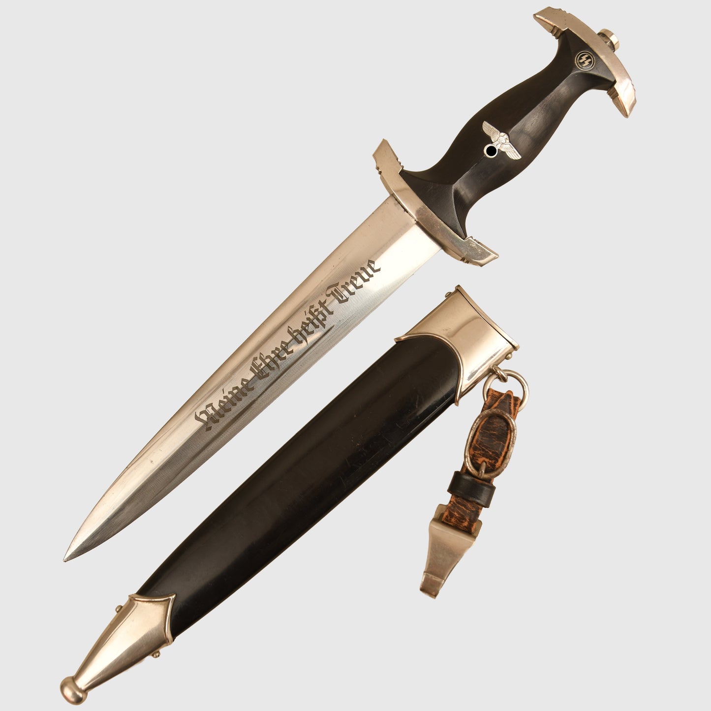 German WWII SS Enlisted Man’s Model 33 Display Piece