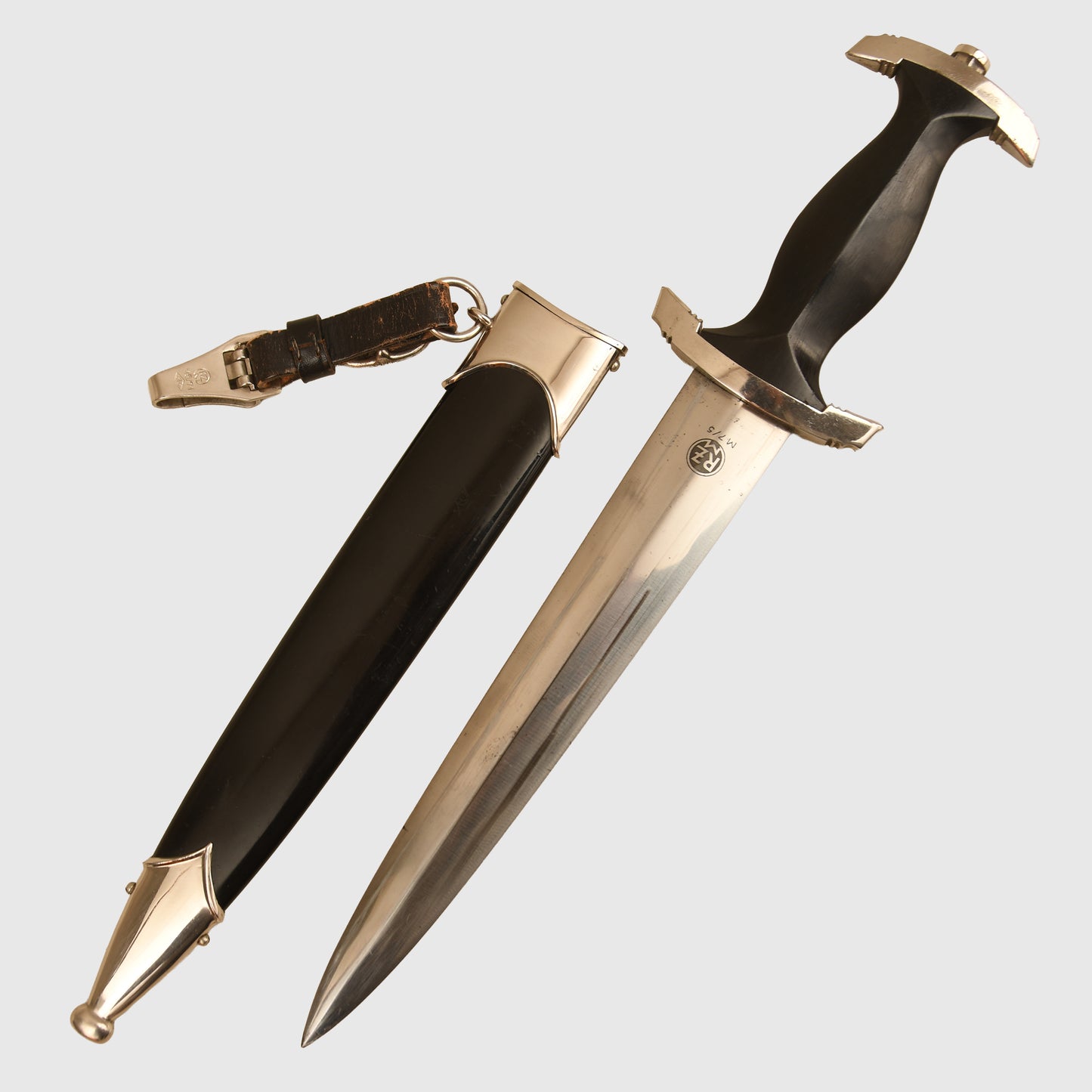 German WWII SS Enlisted Man’s Model 33 Display Piece