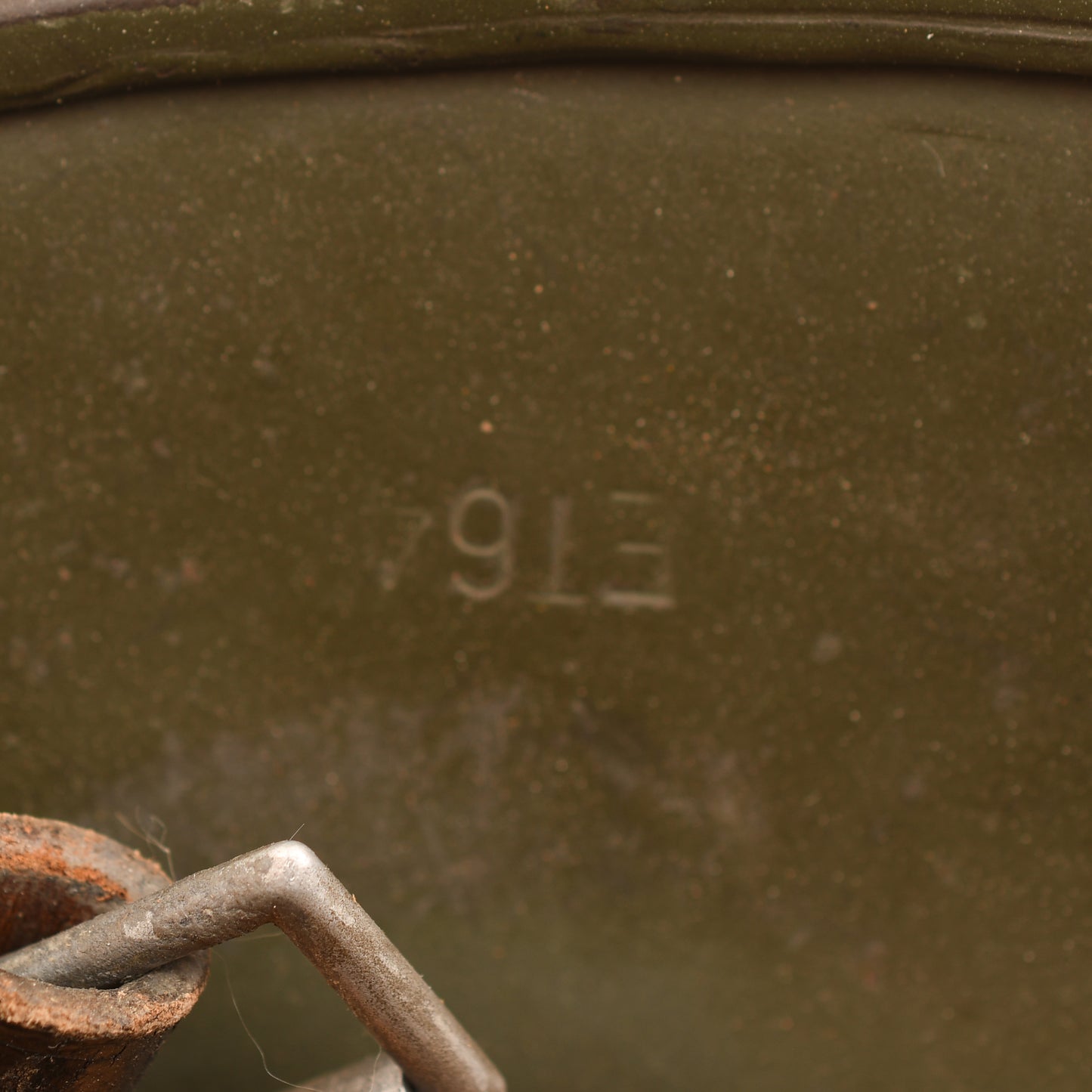 GERMAN WWII KRIEGSMARINE M35 DOUBLE DECAL HELMET