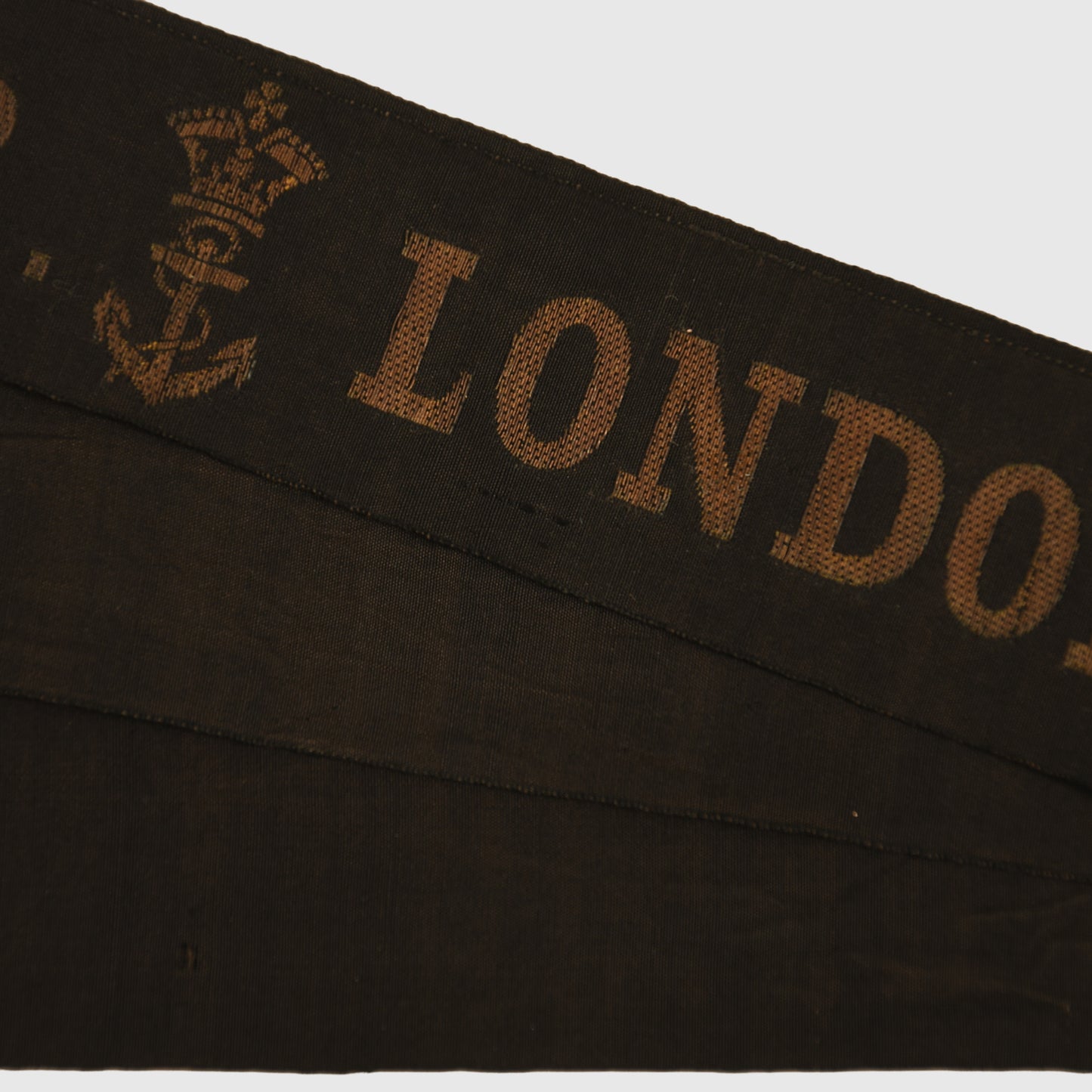 BRITISH WWI ROYAL NAVAL VOLUNTEER RESERVE LONDON CAP TALLY