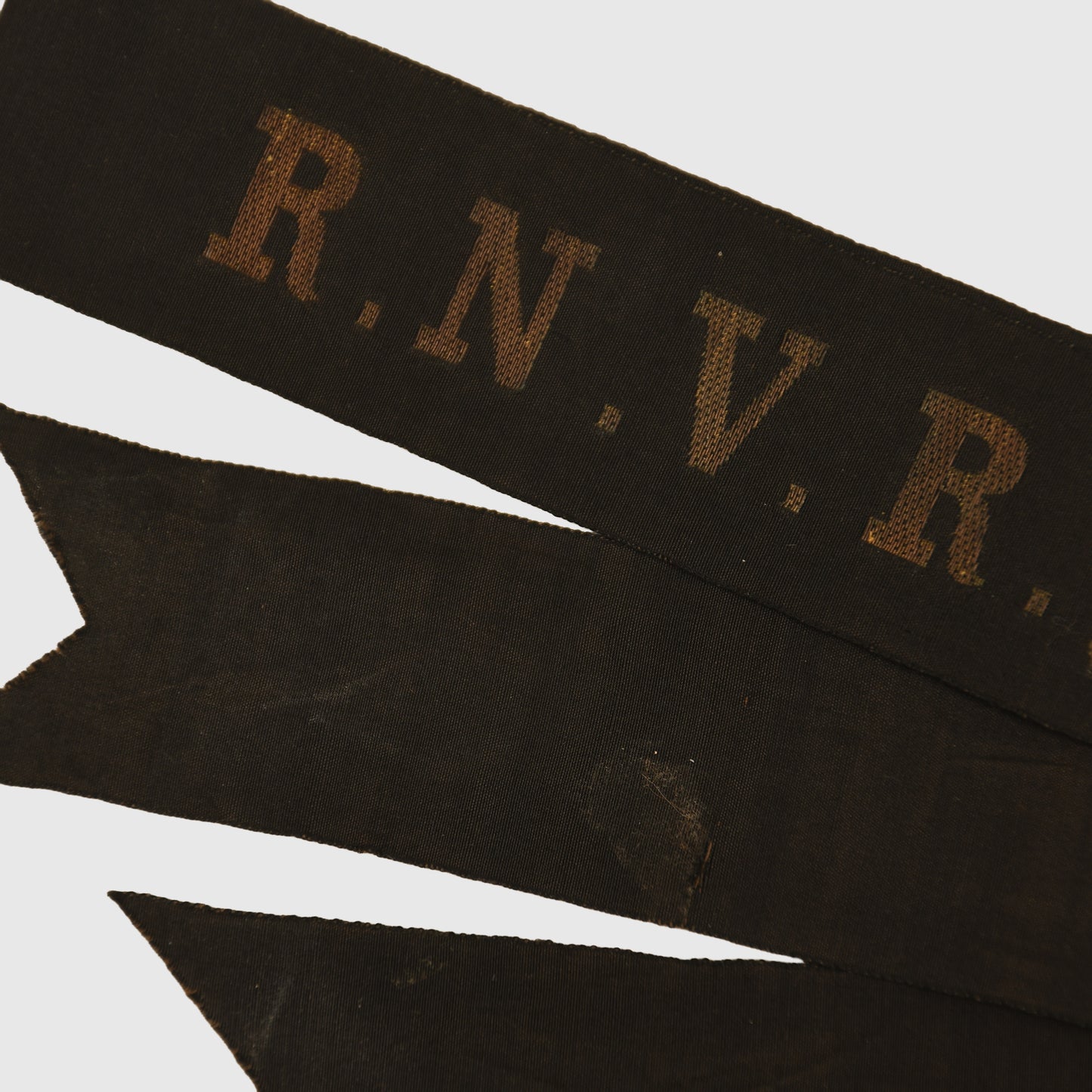 BRITISH WWI ROYAL NAVAL VOLUNTEER RESERVE LONDON CAP TALLY