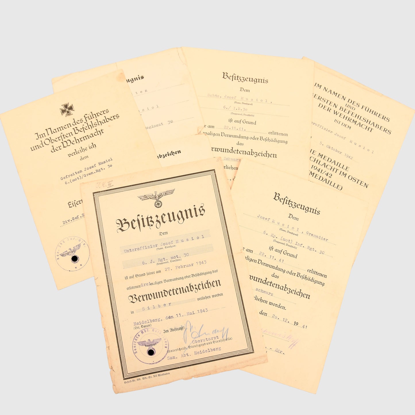 GERMAN WWII ARMY INFANTRY GRENADIER REGIMENT CITATION GROUP