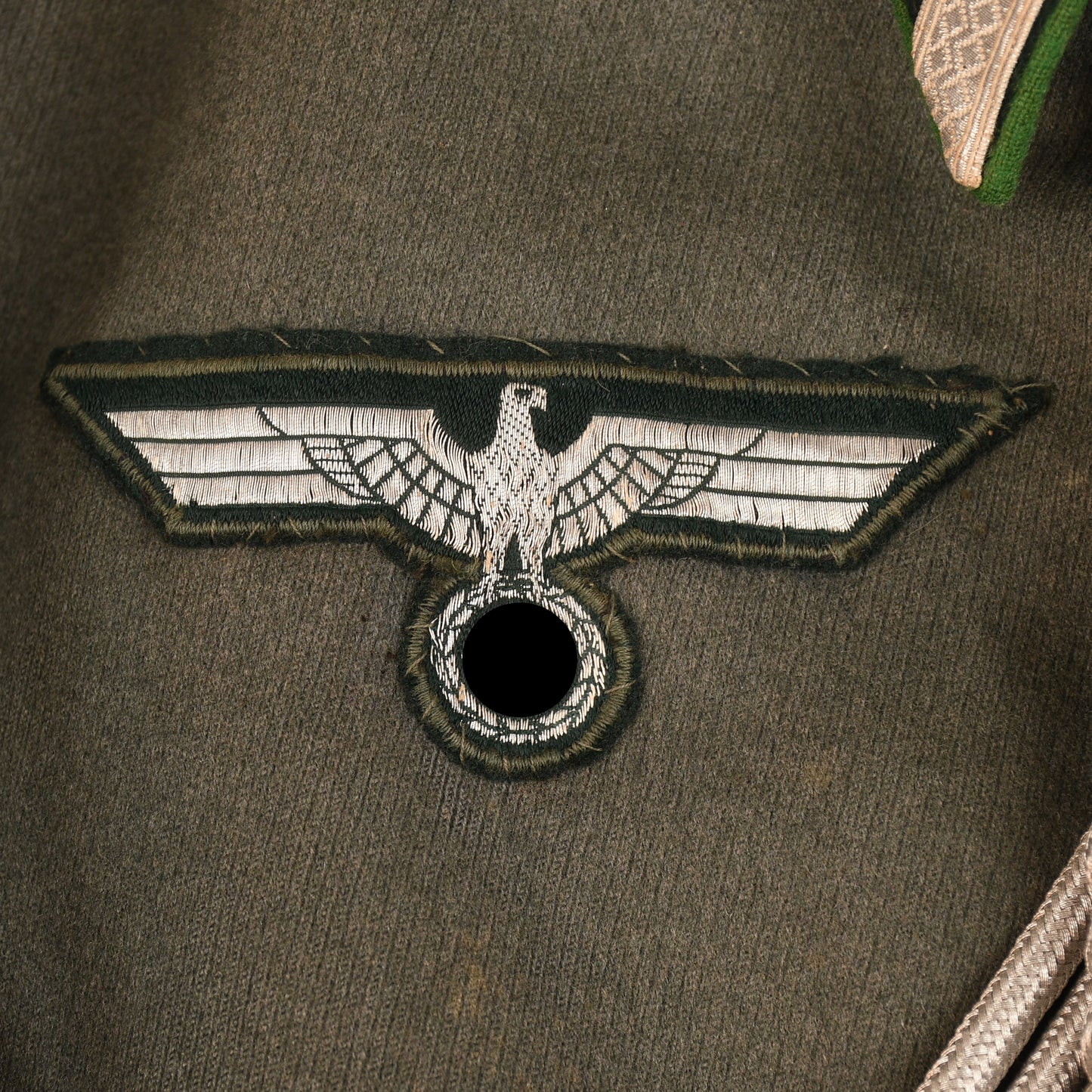 GERMAN WWII ARMY PANZER GRENADIER NCO PARADE TUNIC AND VISOR CAP SET