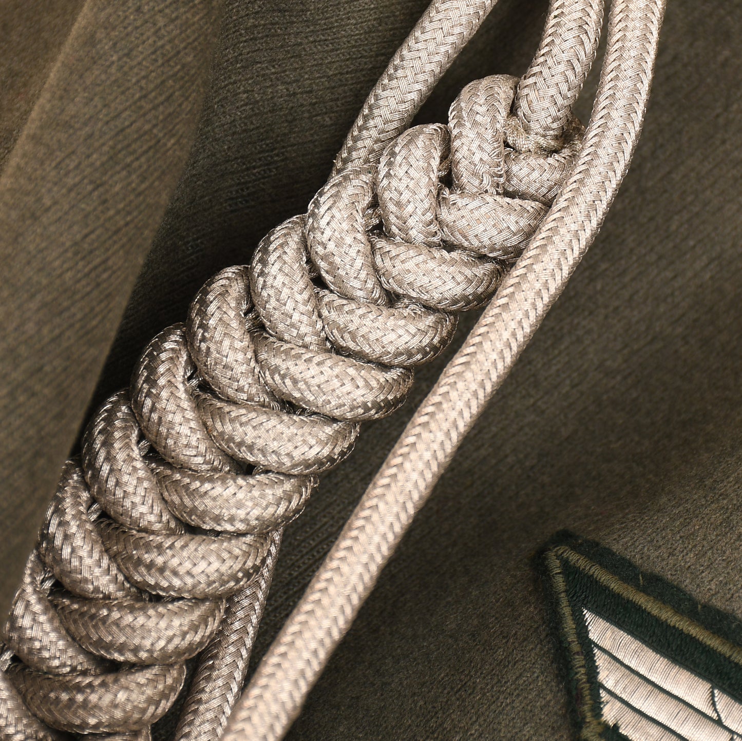 GERMAN WWII ARMY PANZER GRENADIER NCO PARADE TUNIC AND VISOR CAP SET