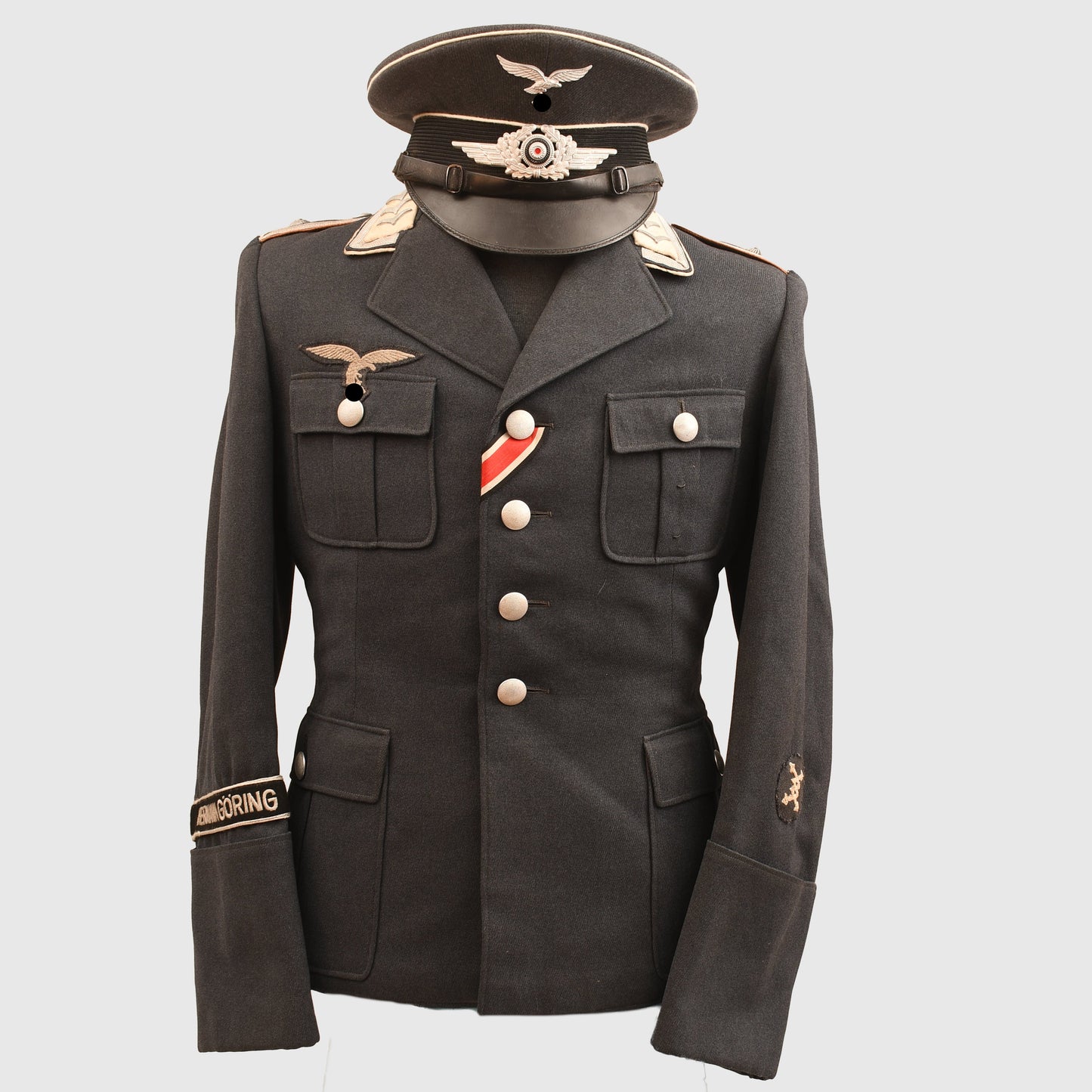 GERMAN WWII LUFTWAFFE HERMANN GOERING TUNIC AND BELT FOR A SENIOR SIGNALS NCO