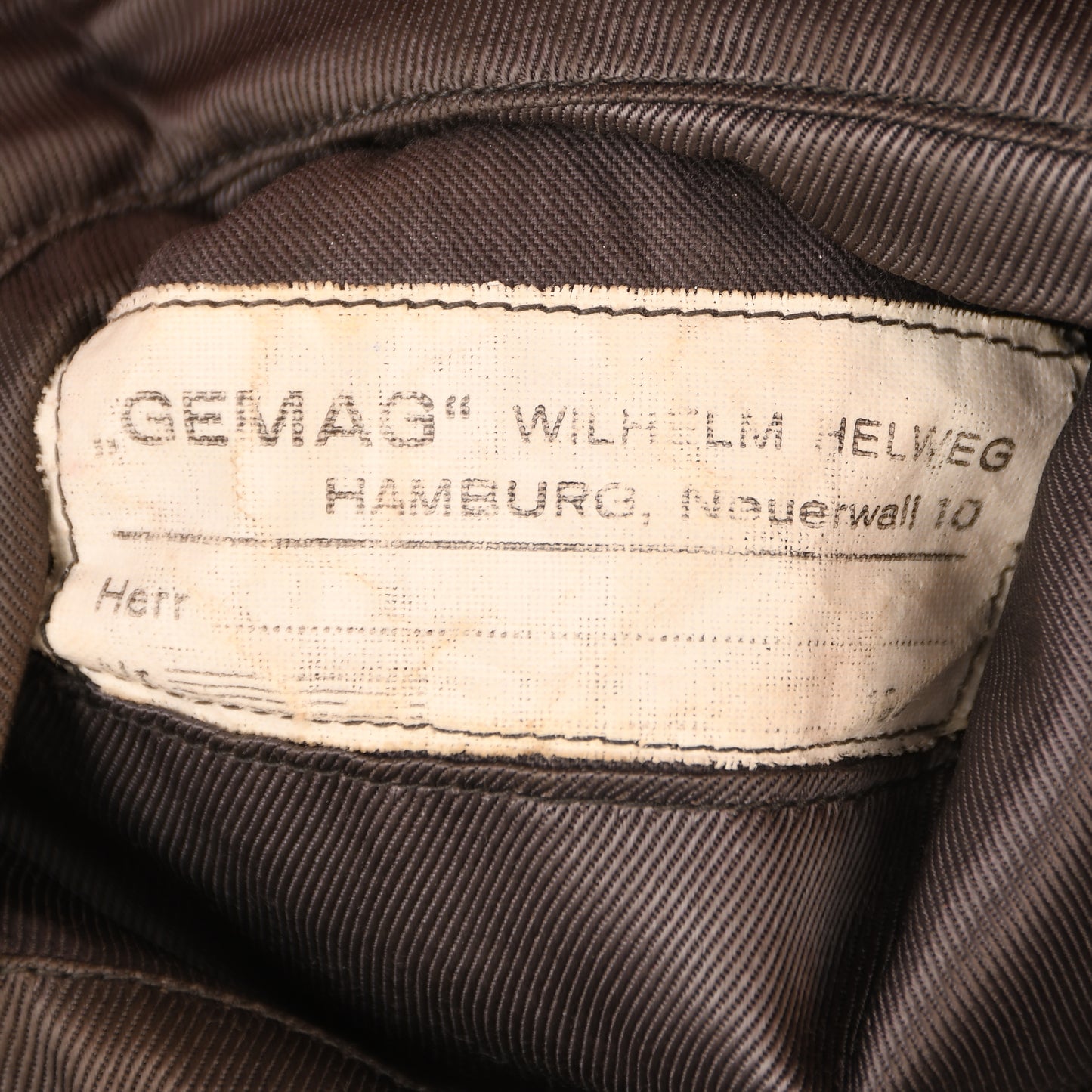 GERMAN WWII LUFTWAFFE HERMANN GOERING TUNIC AND BELT FOR A SENIOR SIGNALS NCO