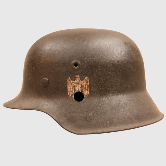 GERMAN WWII M42 ARMY SINGLE DECAL COMBAT HELMET