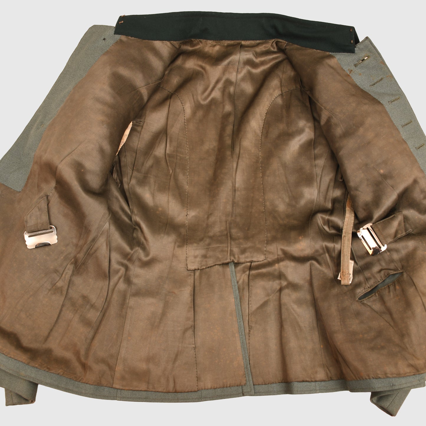 GERMAN WWII ARTILLERY OFFICERS COMBAT TUNIC WITH KRETA CUFF TITLE
