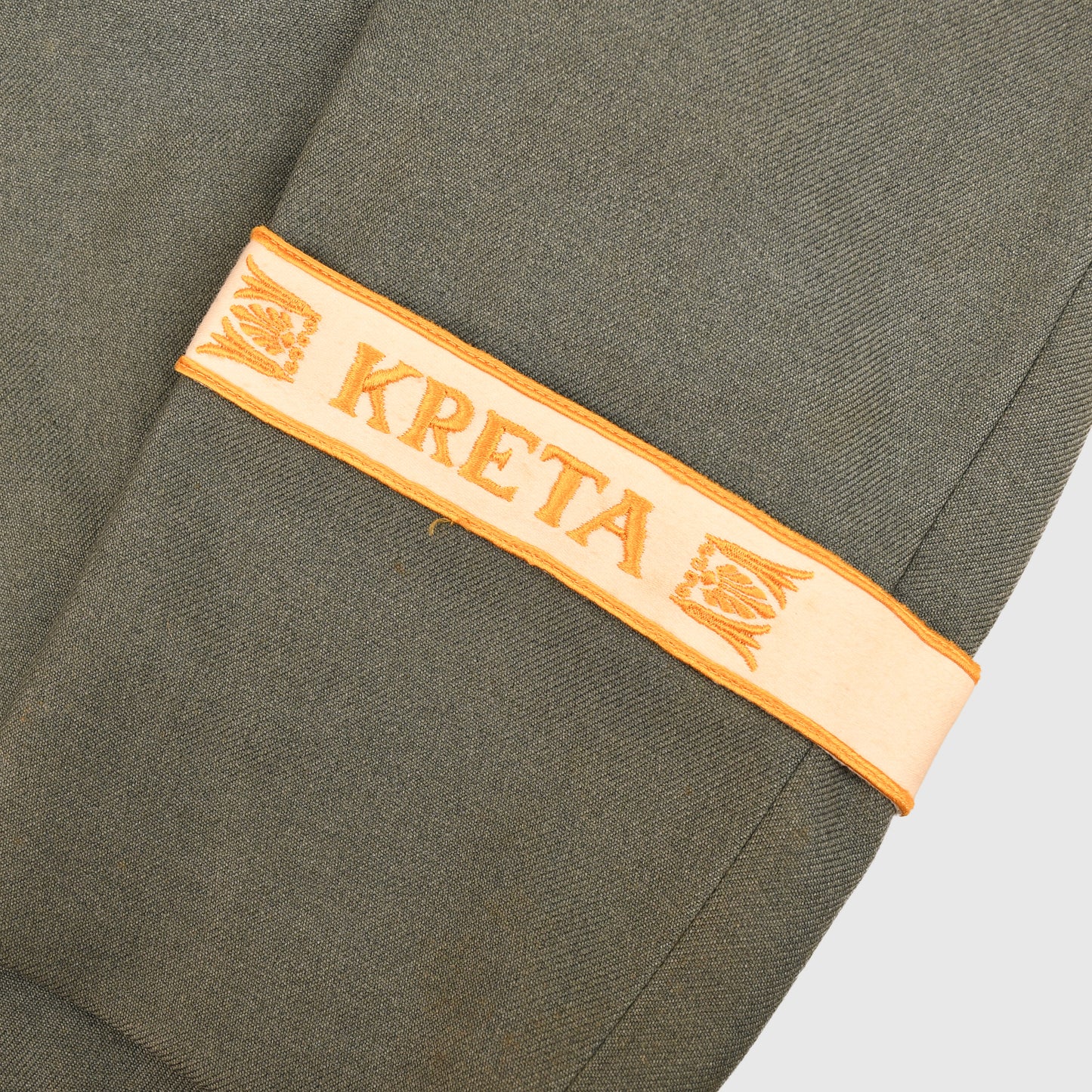 GERMAN WWII ARTILLERY OFFICERS COMBAT TUNIC WITH KRETA CUFF TITLE