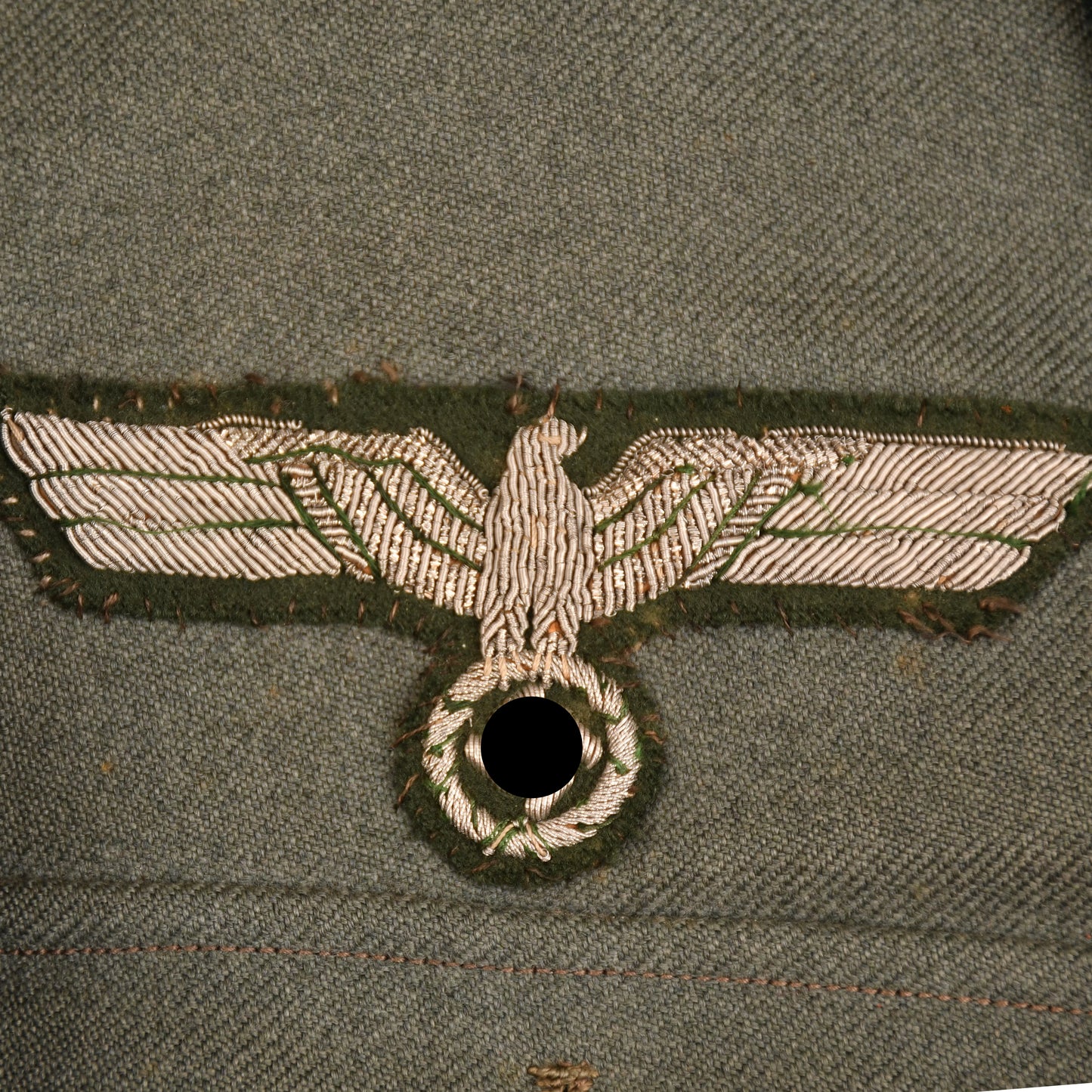 GERMAN WWII ARTILLERY OFFICERS COMBAT TUNIC WITH KRETA CUFF TITLE