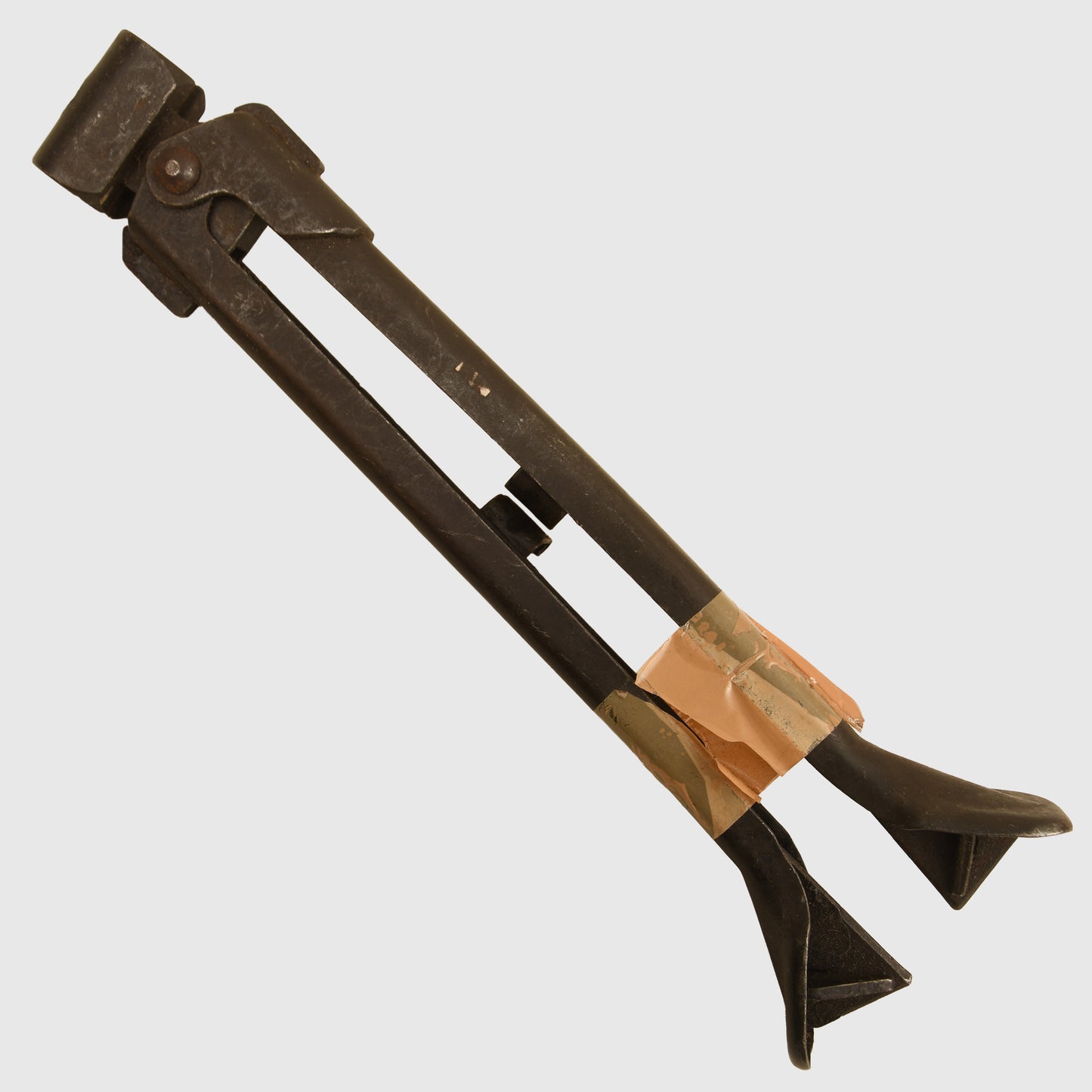 GERMAN WWII MG42 BIPOD