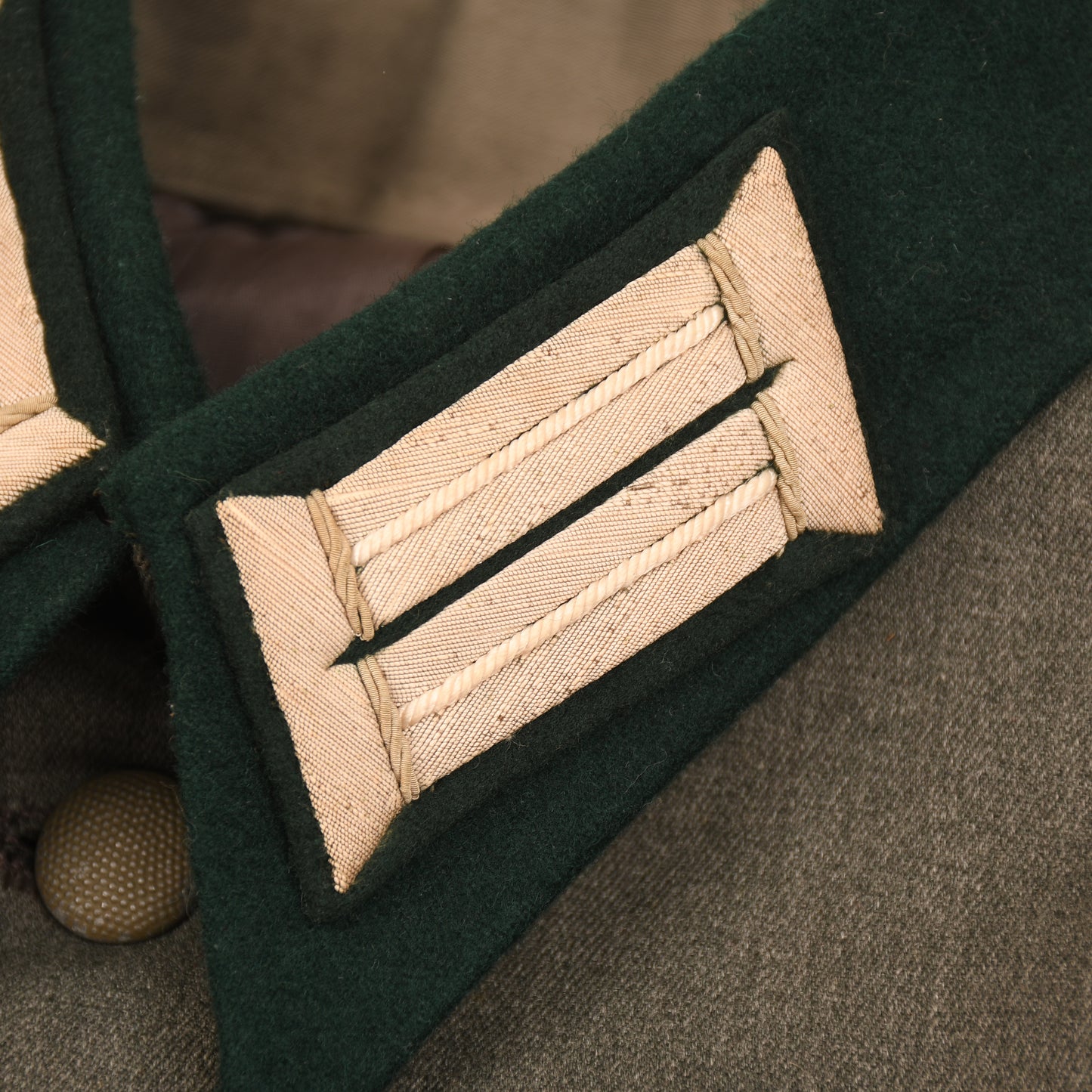 GERMAN WWII INFANTRY OBERLEUTNANT COMBAT TUNIC WITH KRIM SHIELD