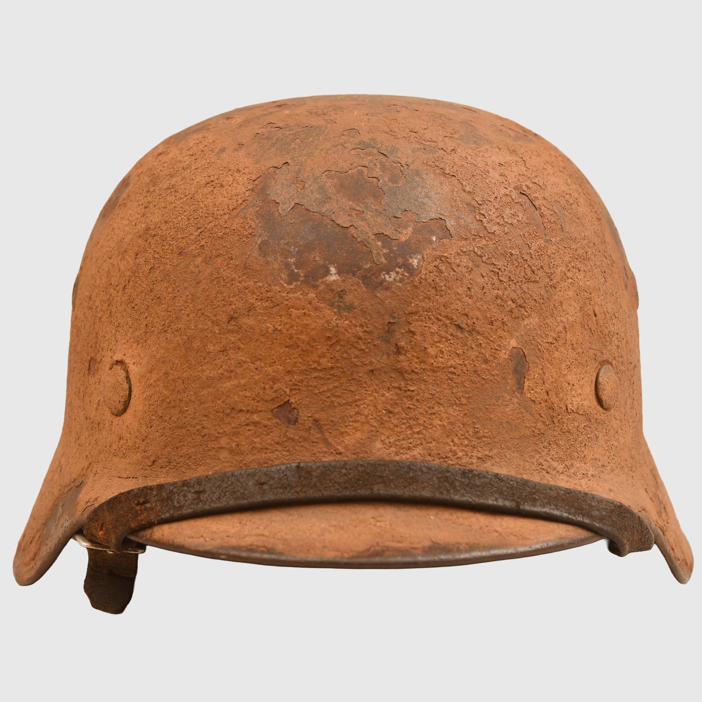 GERMAN WWII NORTH AFRICA USED TROPICAL ARMY M35 COMBAT HELMET