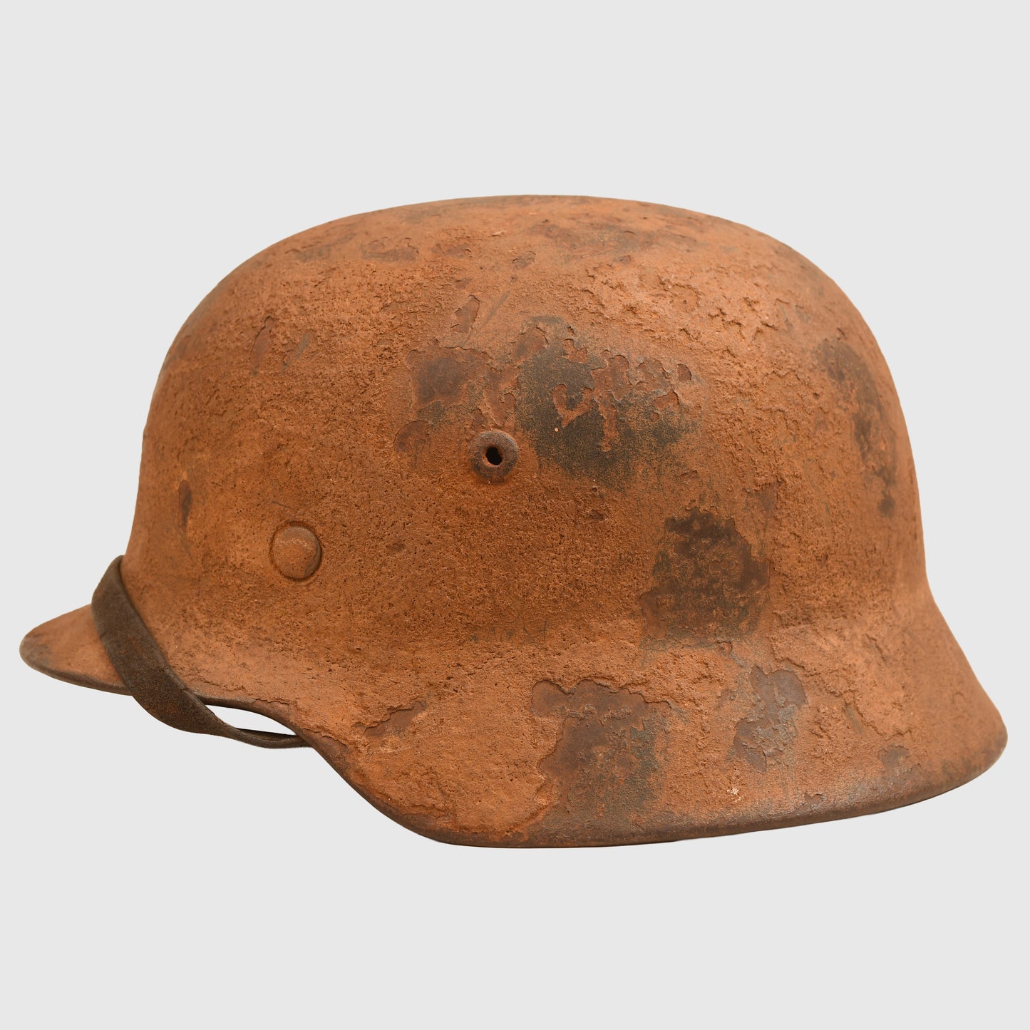 GERMAN WWII NORTH AFRICA USED TROPICAL ARMY M35 COMBAT HELMET