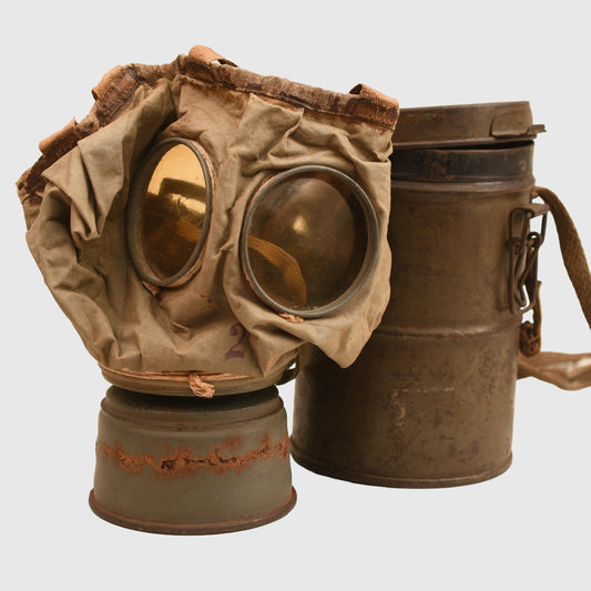 GERMAN WWI M.15 GUMMI GAS MASK