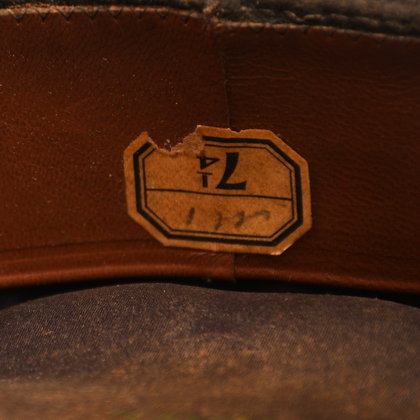 BRITISH WWII NAVAL OFFICERS CAP