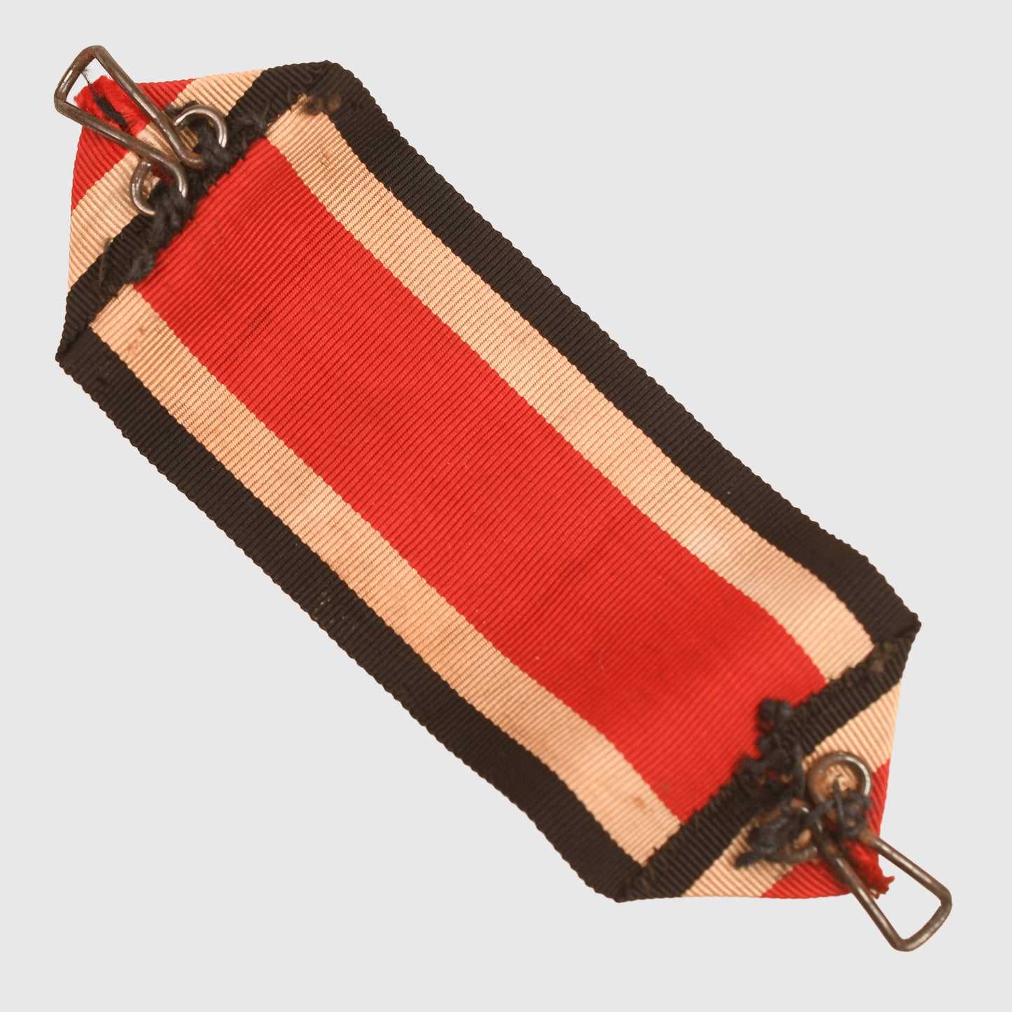 GERMAN WWII KNIGHTS CROSS RIBBON