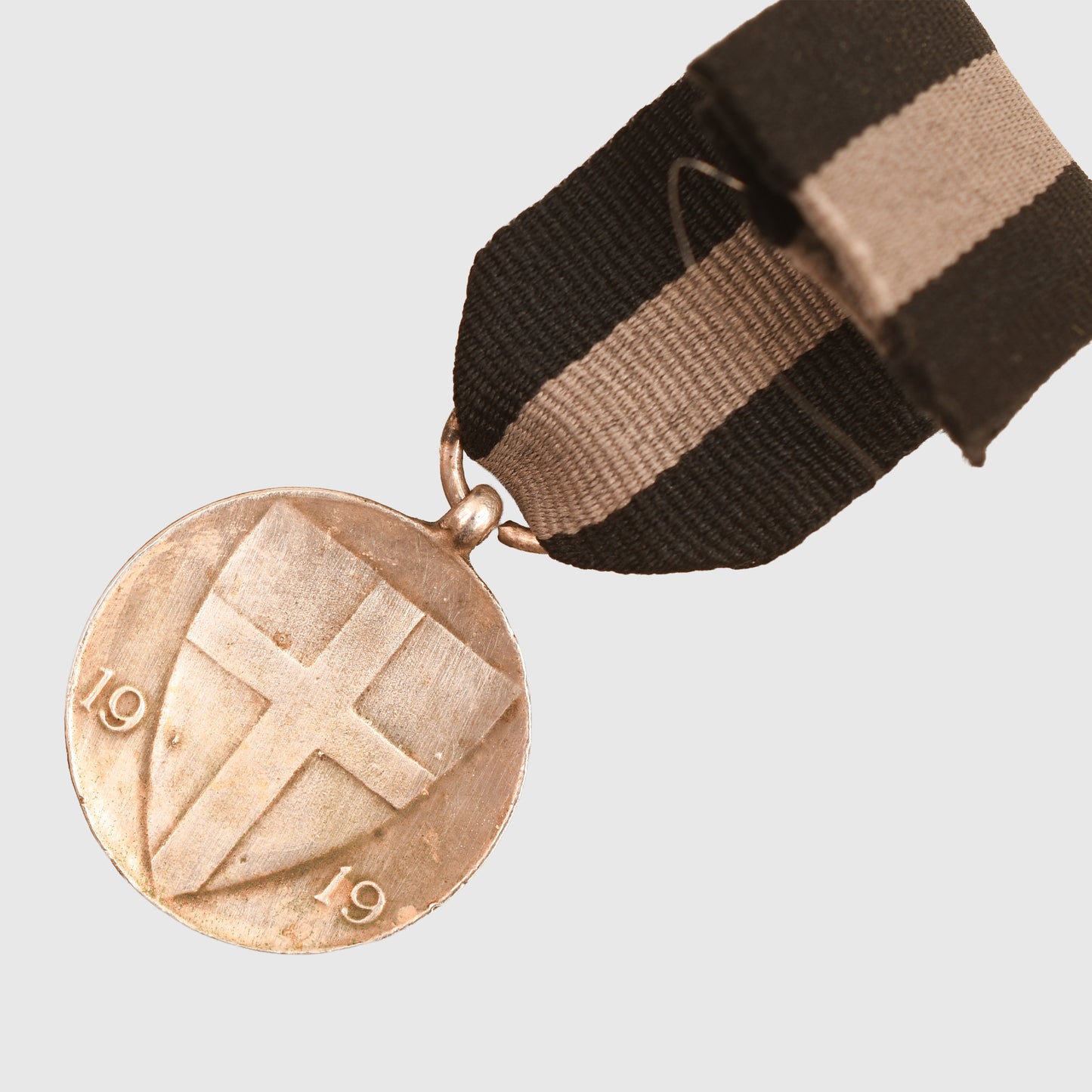 GERMAN WWI GERMAN FREIKORPS IRON DIVISION MEDAL 1920