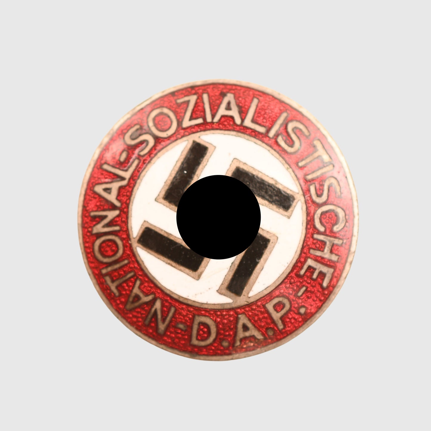 GERMAN WWII NSDAP PARTY BADGE