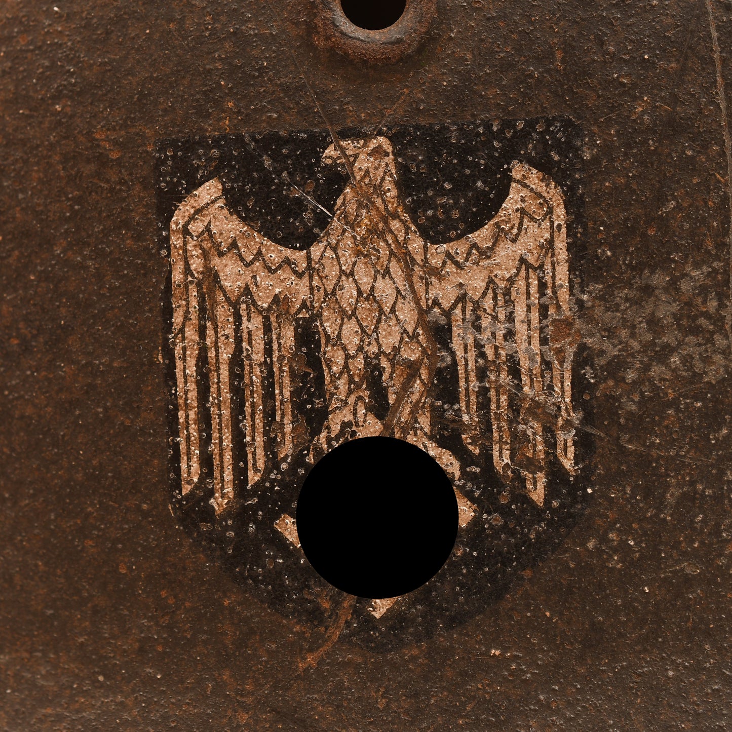 GERMAN WWII M.42 ARMY SINGLE DECAL COMBAT HELMET