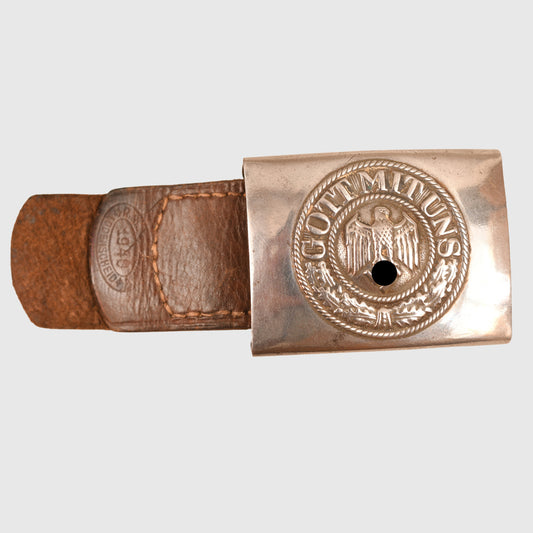 GERMAN WWII ARMY MANS HIGHLY POLISHED BUCKLE