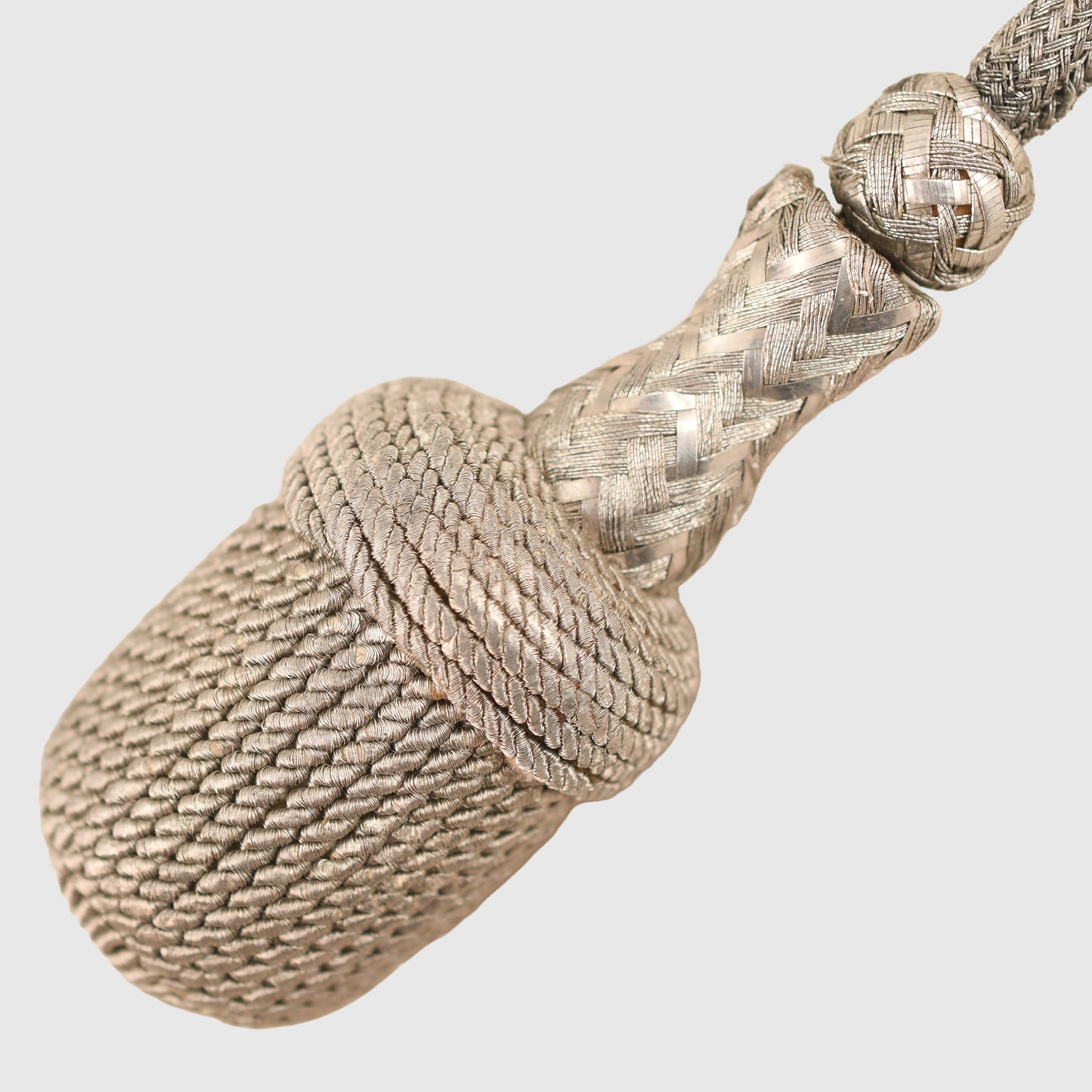 GERMAN WWII LUFTWAFFE SECOND MODEL OFFICERS DISPLAY PIECE KNOT