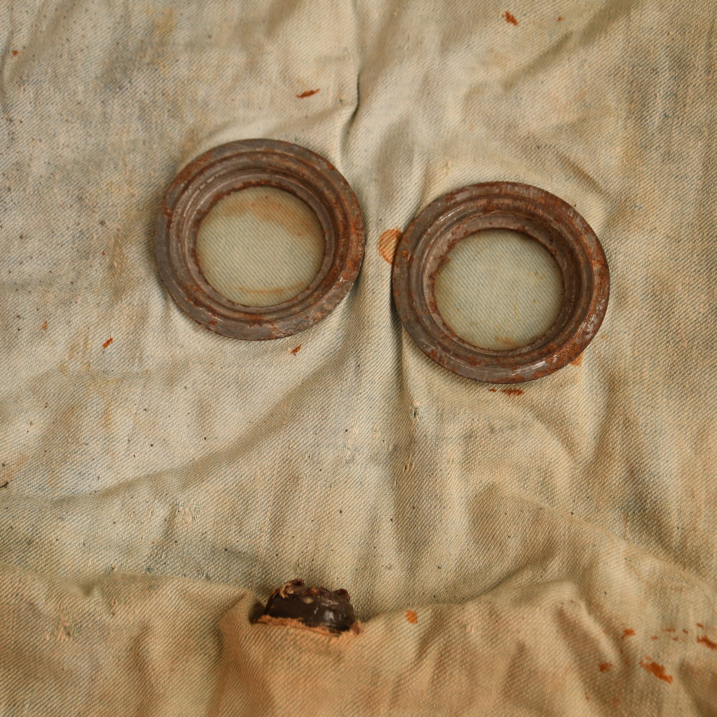 British WWI Hood Tube Gas Helmet with Bag and Instructions
