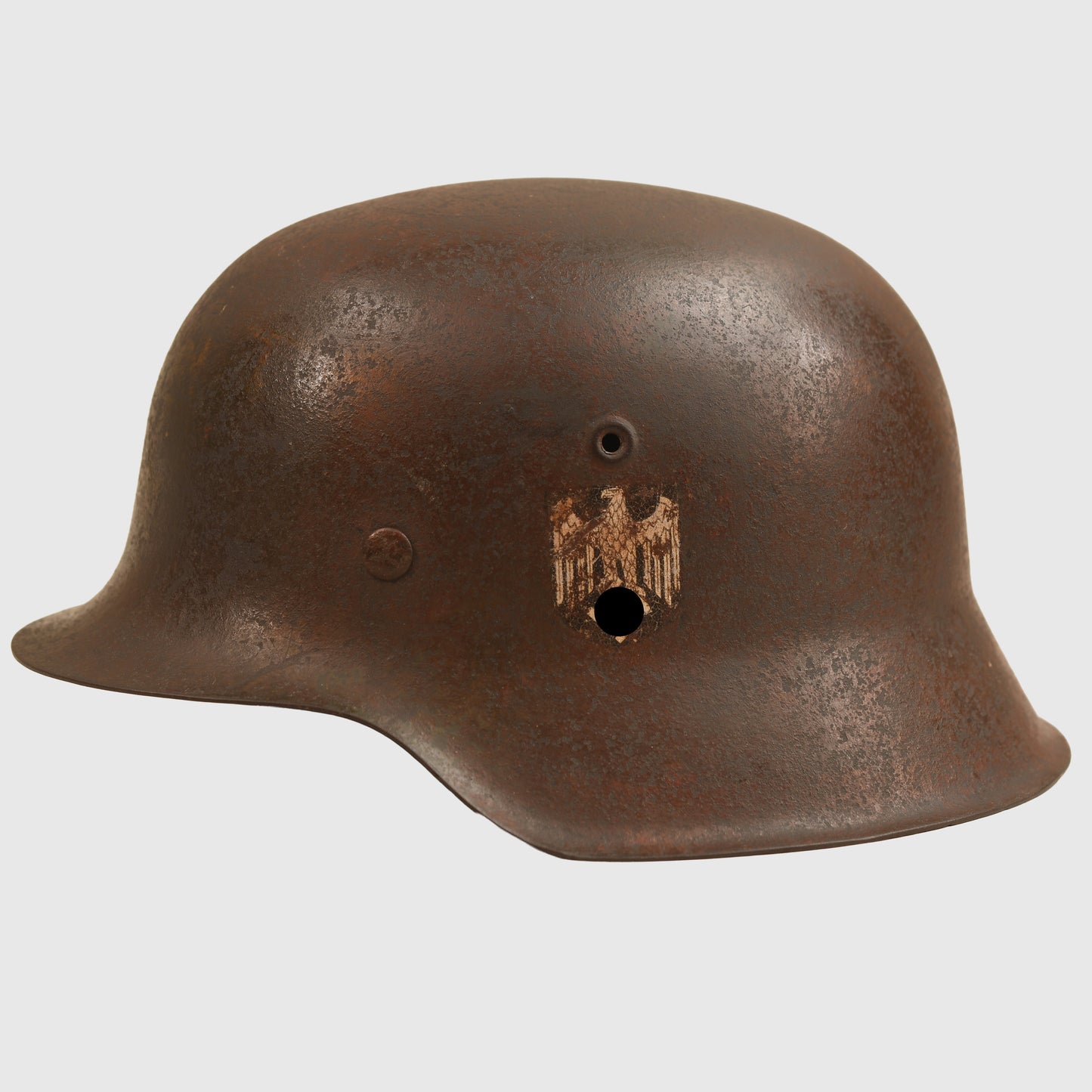 GERMAN WWII HUGE SIZE M.42 ARMY SINGLE DECAL COMBAT HELMET - GRAVE MARKER
