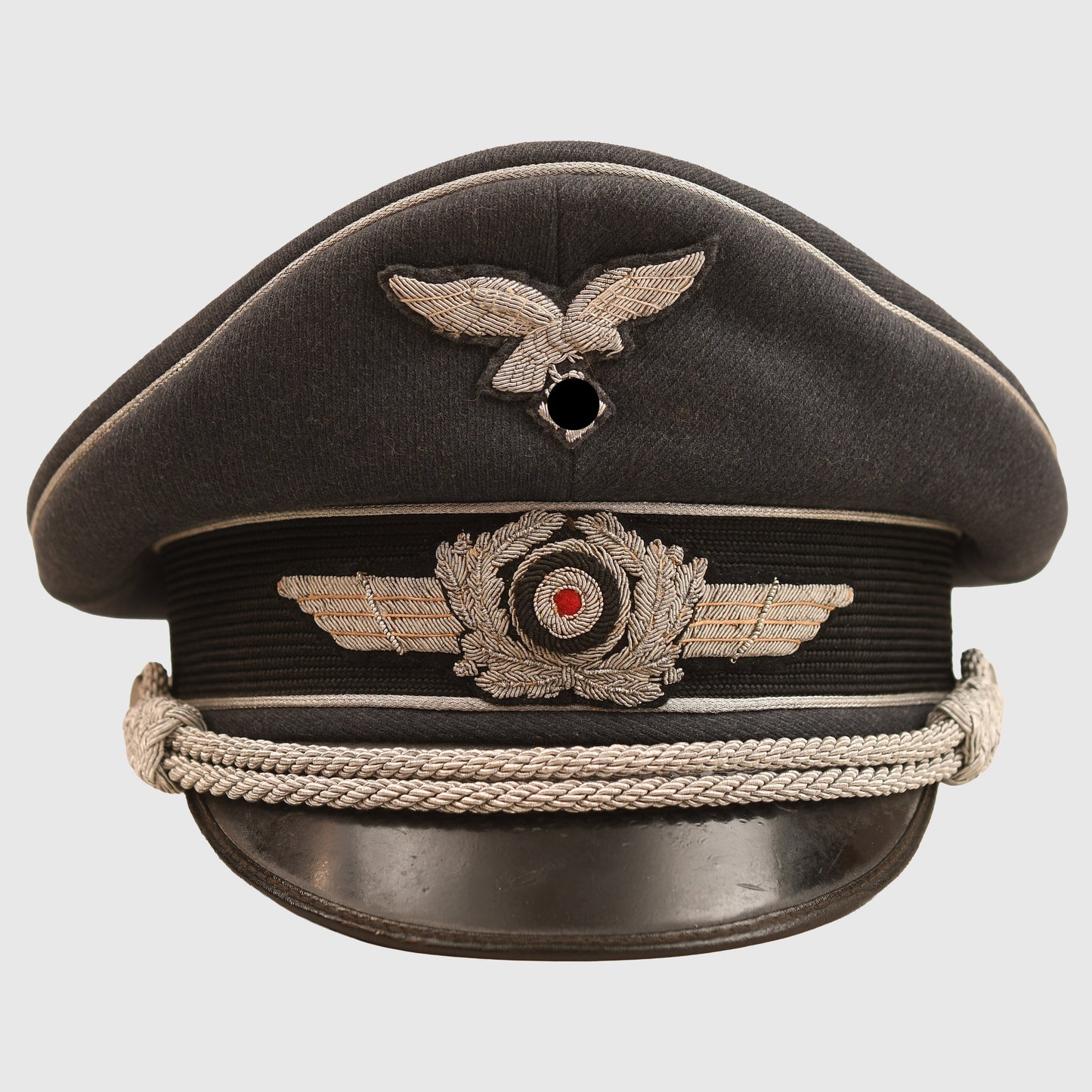 GERMAN WWII LUFTWAFFE OFFICERS VISOR CAP