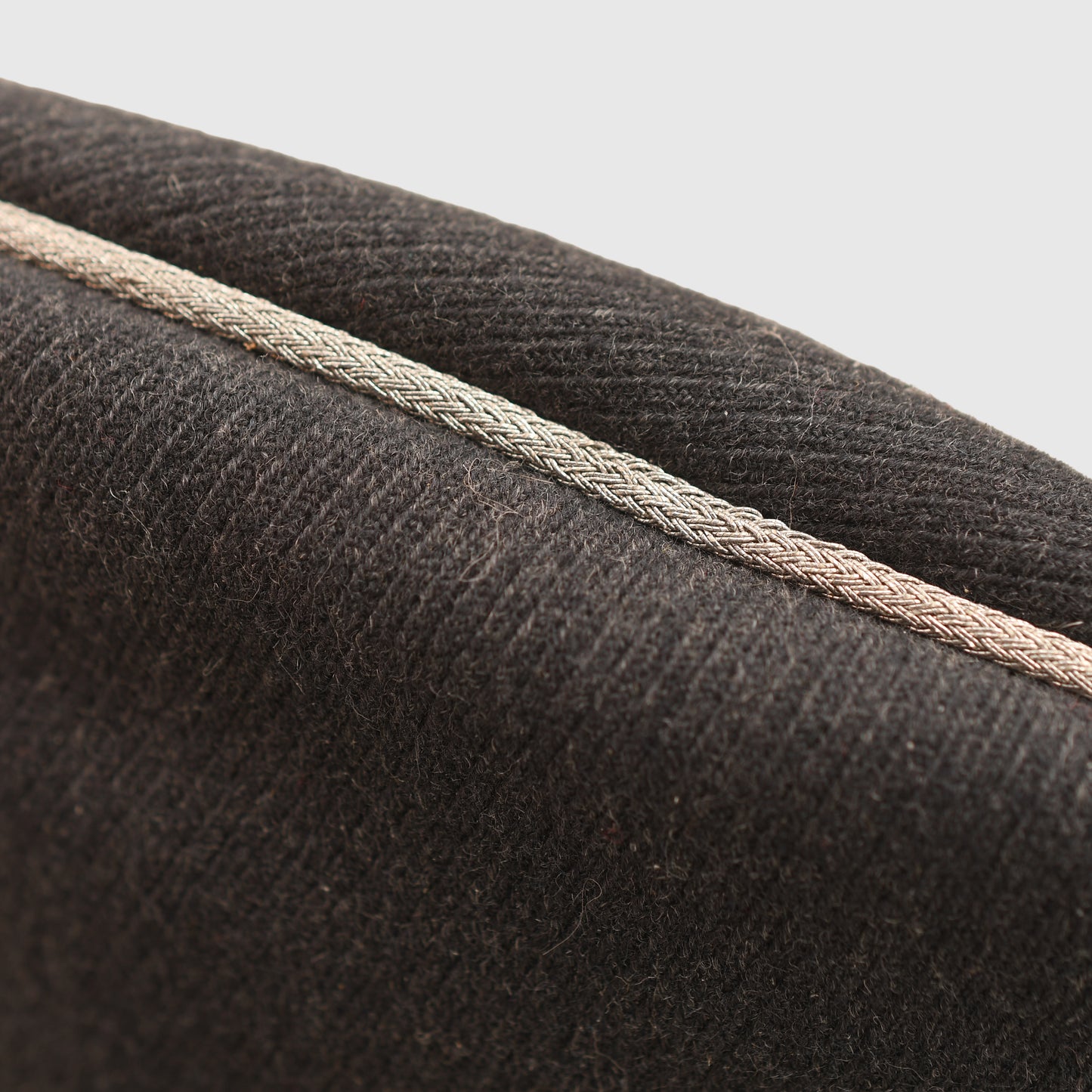 GERMAN WWII LUFTWAFFE OFFICERS VISOR CAP