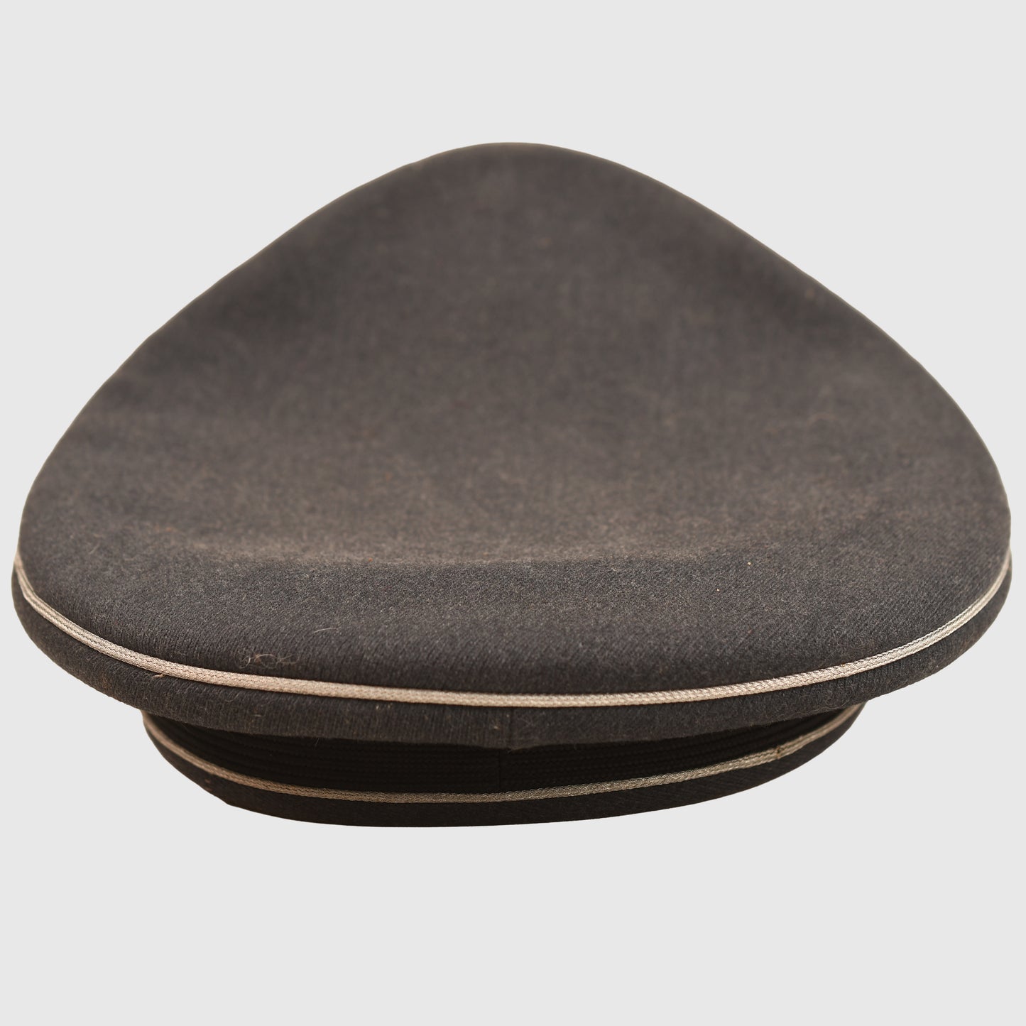 GERMAN WWII LUFTWAFFE OFFICERS VISOR CAP