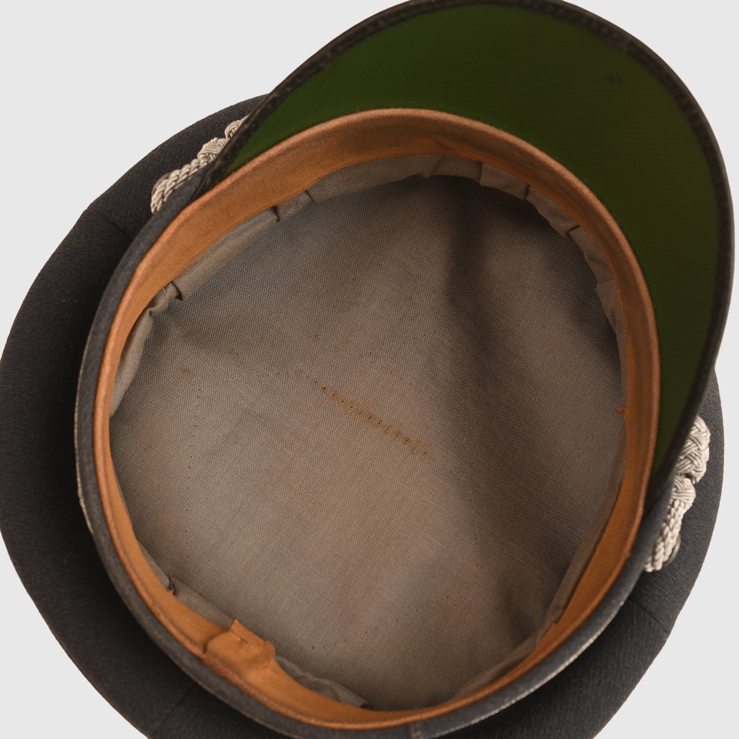 GERMAN WWII LUFTWAFFE OFFICERS VISOR CAP