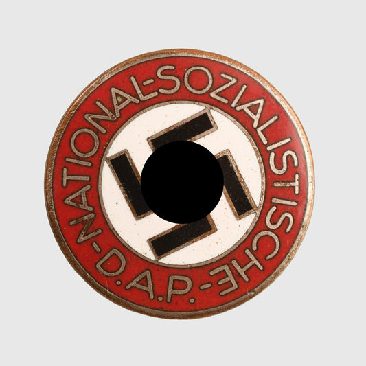 GERMAN WWII NSDAP PARTY BADGE M1/155