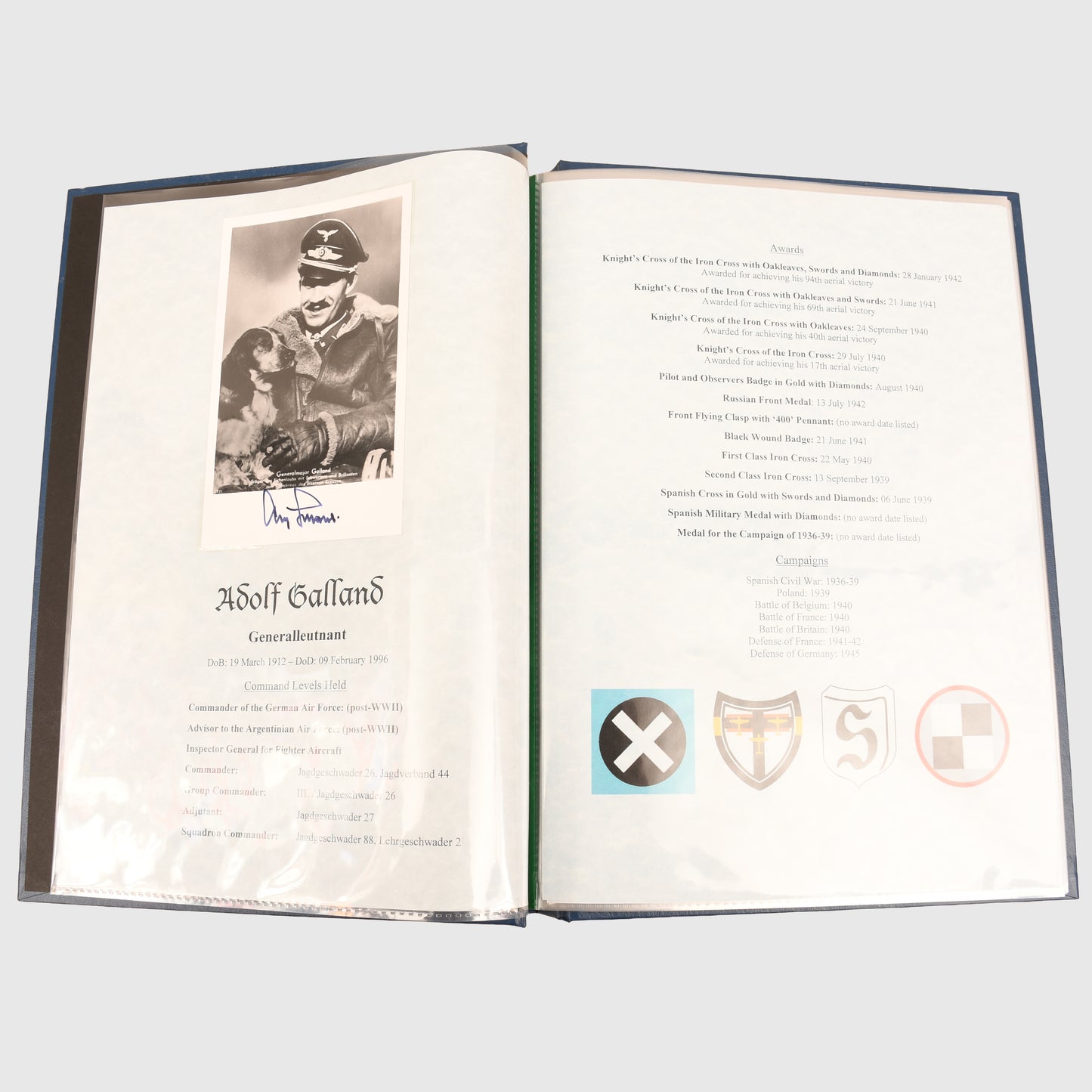 KNIGHTS CROSS HOLDERS OF THE LUFTWAFFE SIGNATURE FOLDER