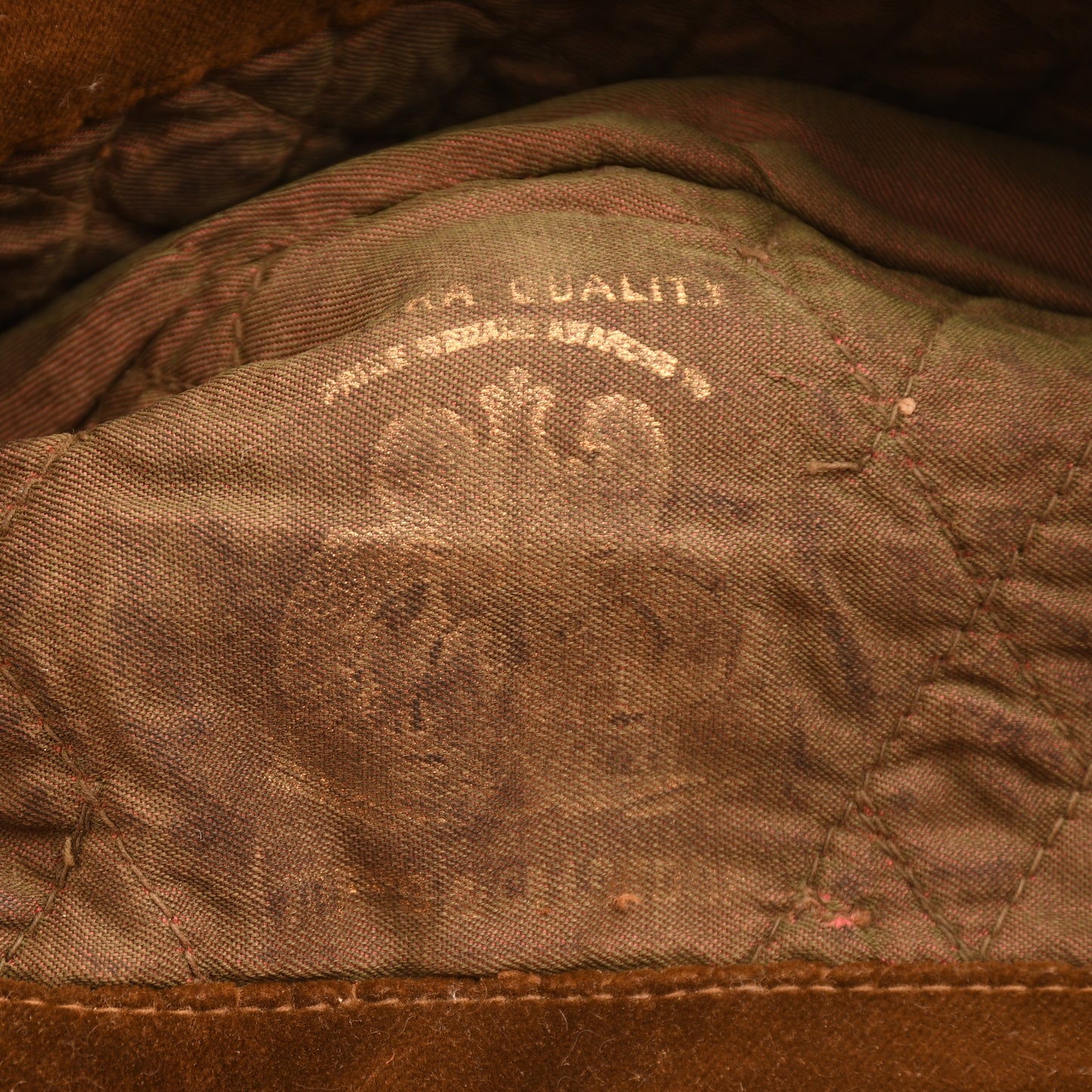BRITISH WWI ROYAL FLYING CORPS OFFICERS OVERSEAS CAP AND FLYING HELMET