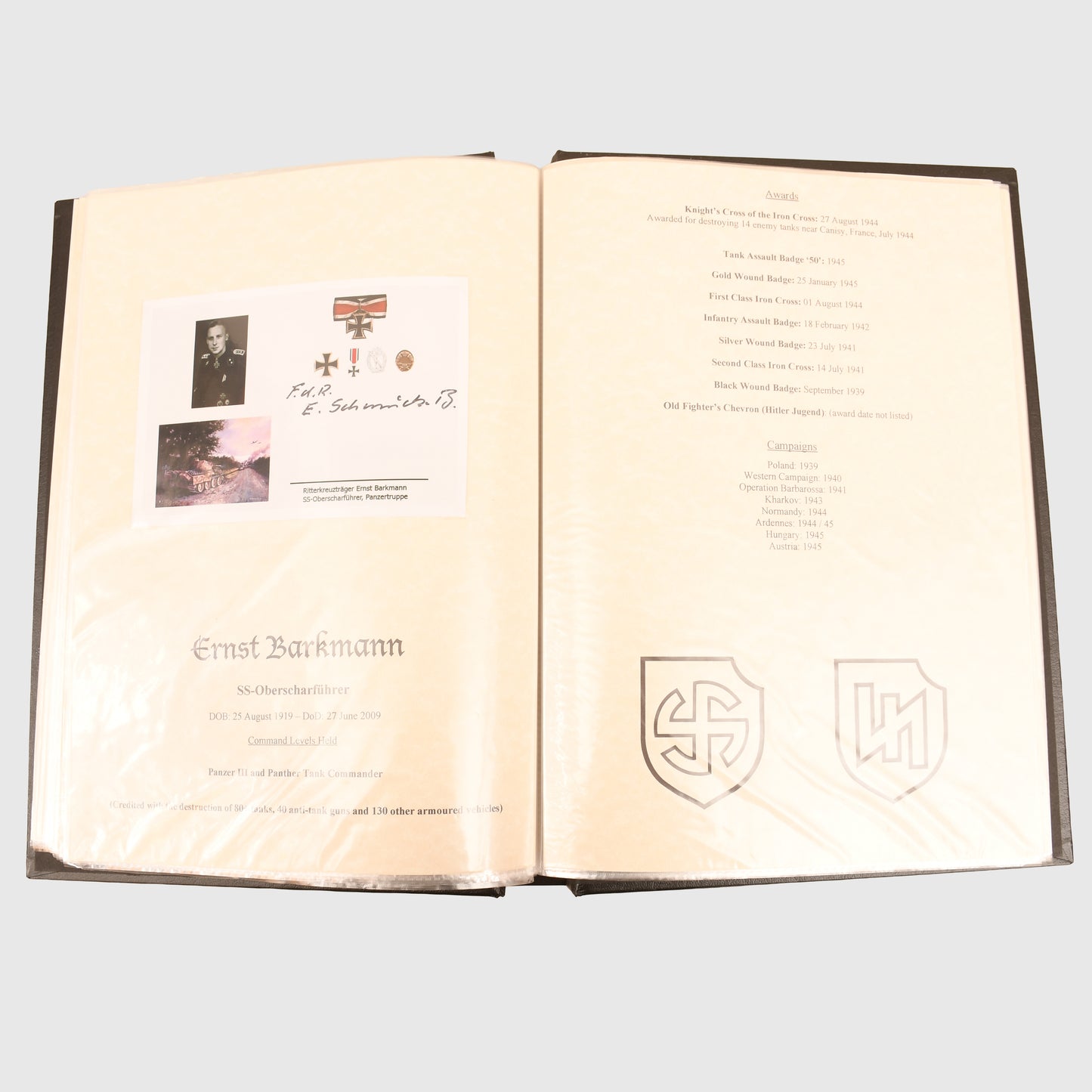 KNIGHTS CROSS HOLDERS OF THE SS SIGNATURE FOLDER