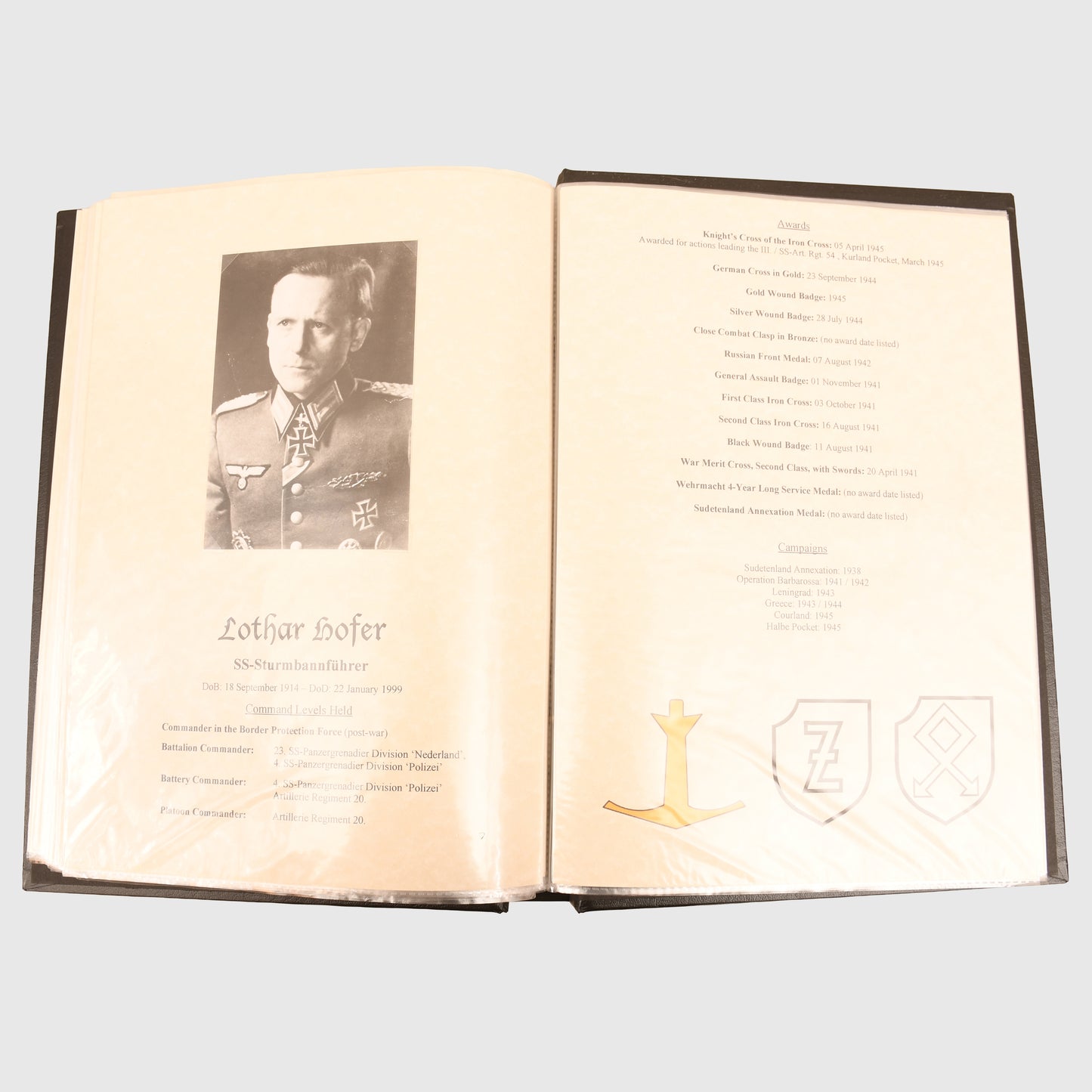 KNIGHTS CROSS HOLDERS OF THE SS SIGNATURE FOLDER