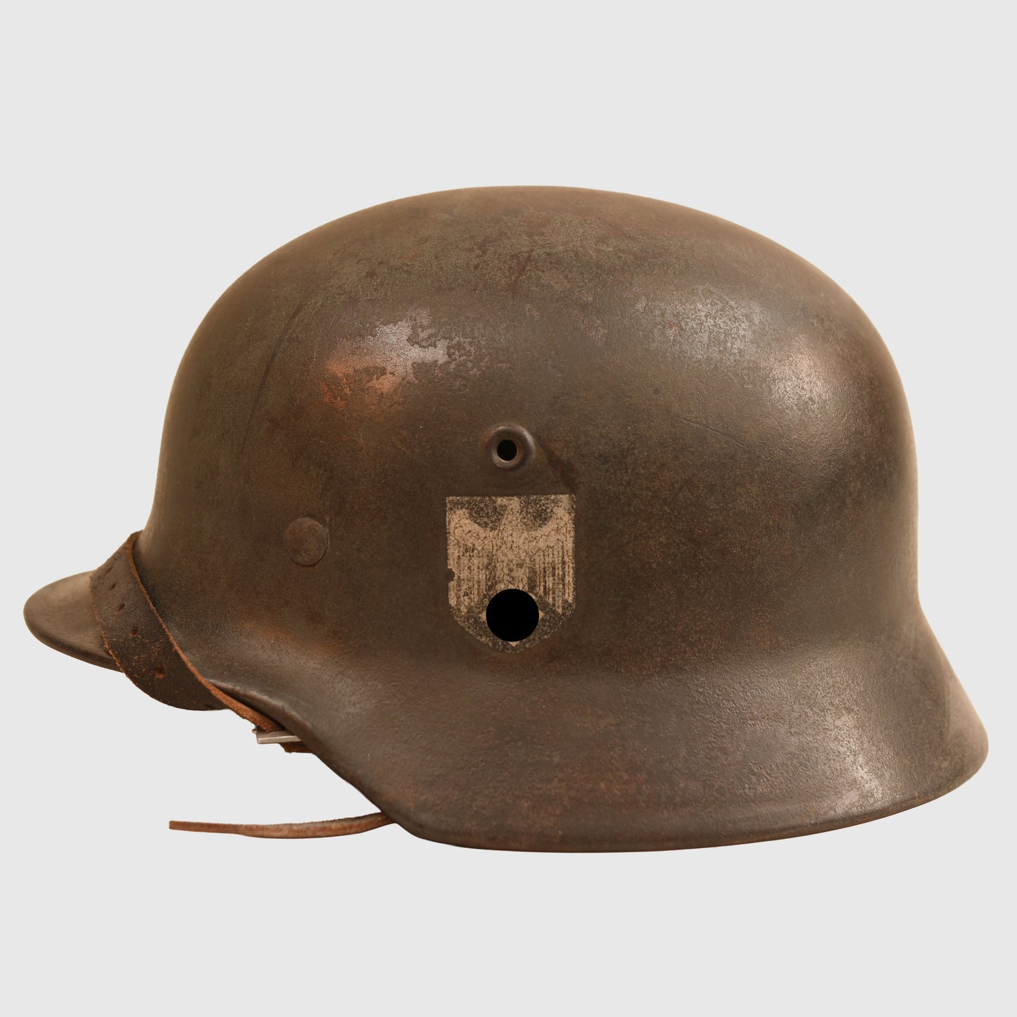 German WWII Army M.40 Single Decal Combat Helmet