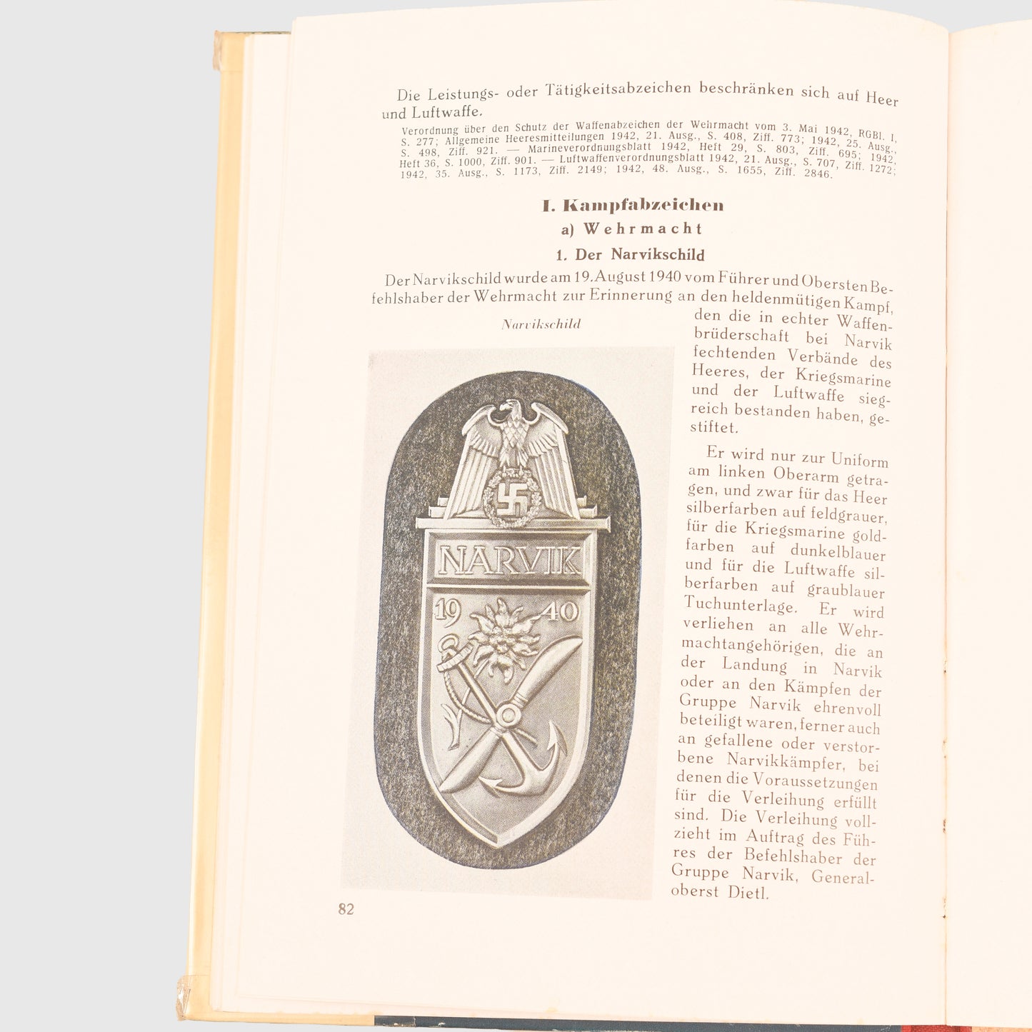 DR. HEINRICH DOEHLE WARTIME AWARDS BOOK