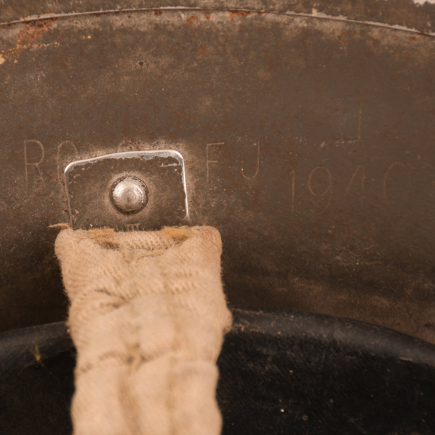 BRITISH WWII NORTH AFRICA BRODIE HELMET