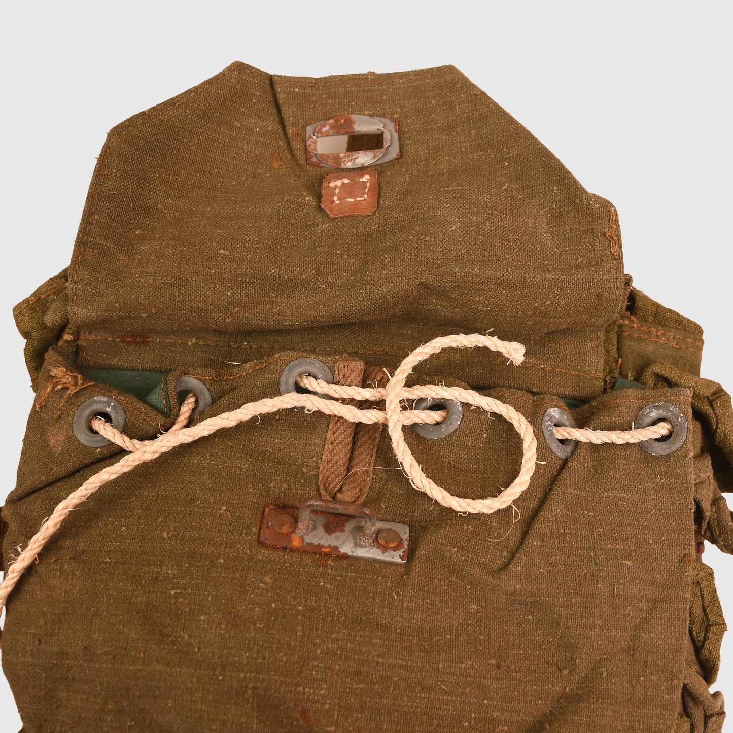 GERMAN WWII ARMY ENGINEERS THREE PART PACK SET